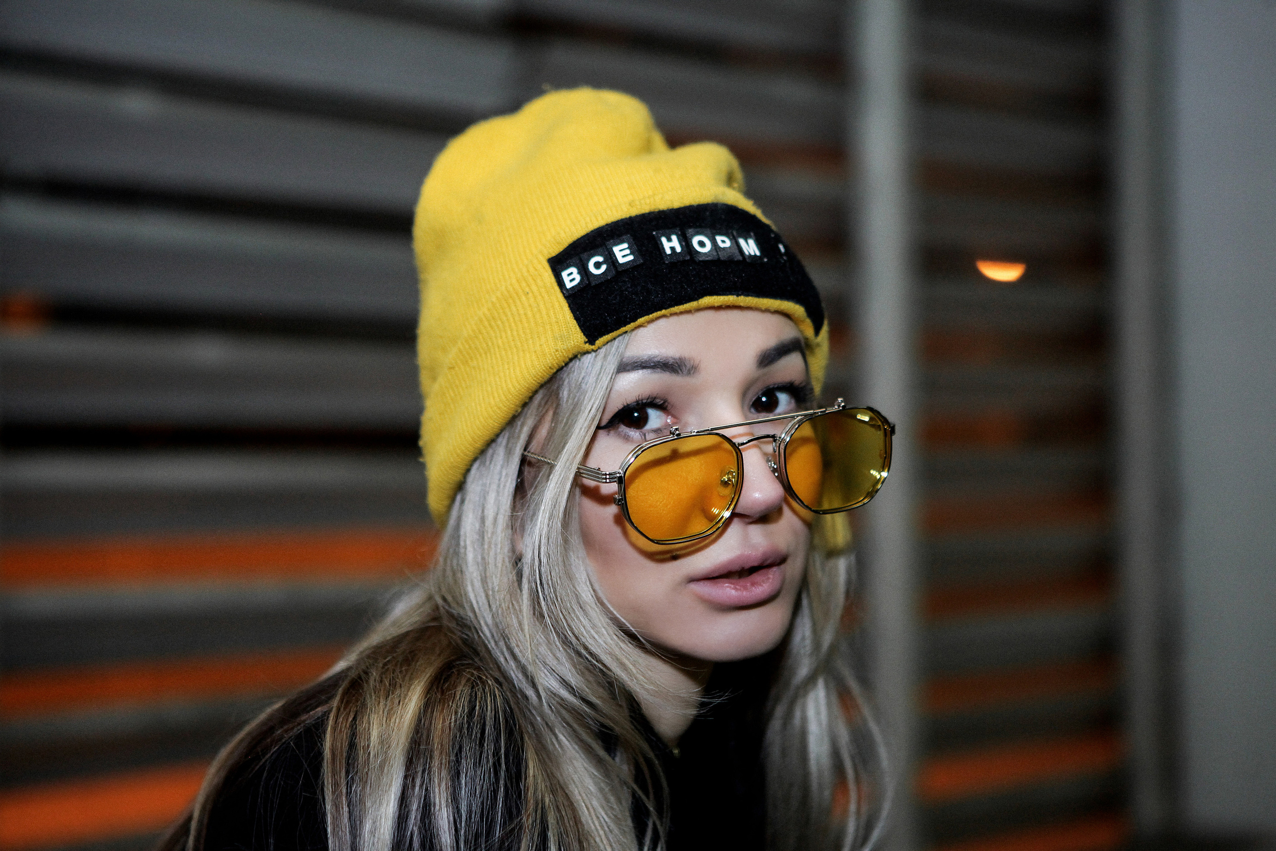 Фотосессия на парковке. Репортажный, семейный, свадебный, портретный фотограф