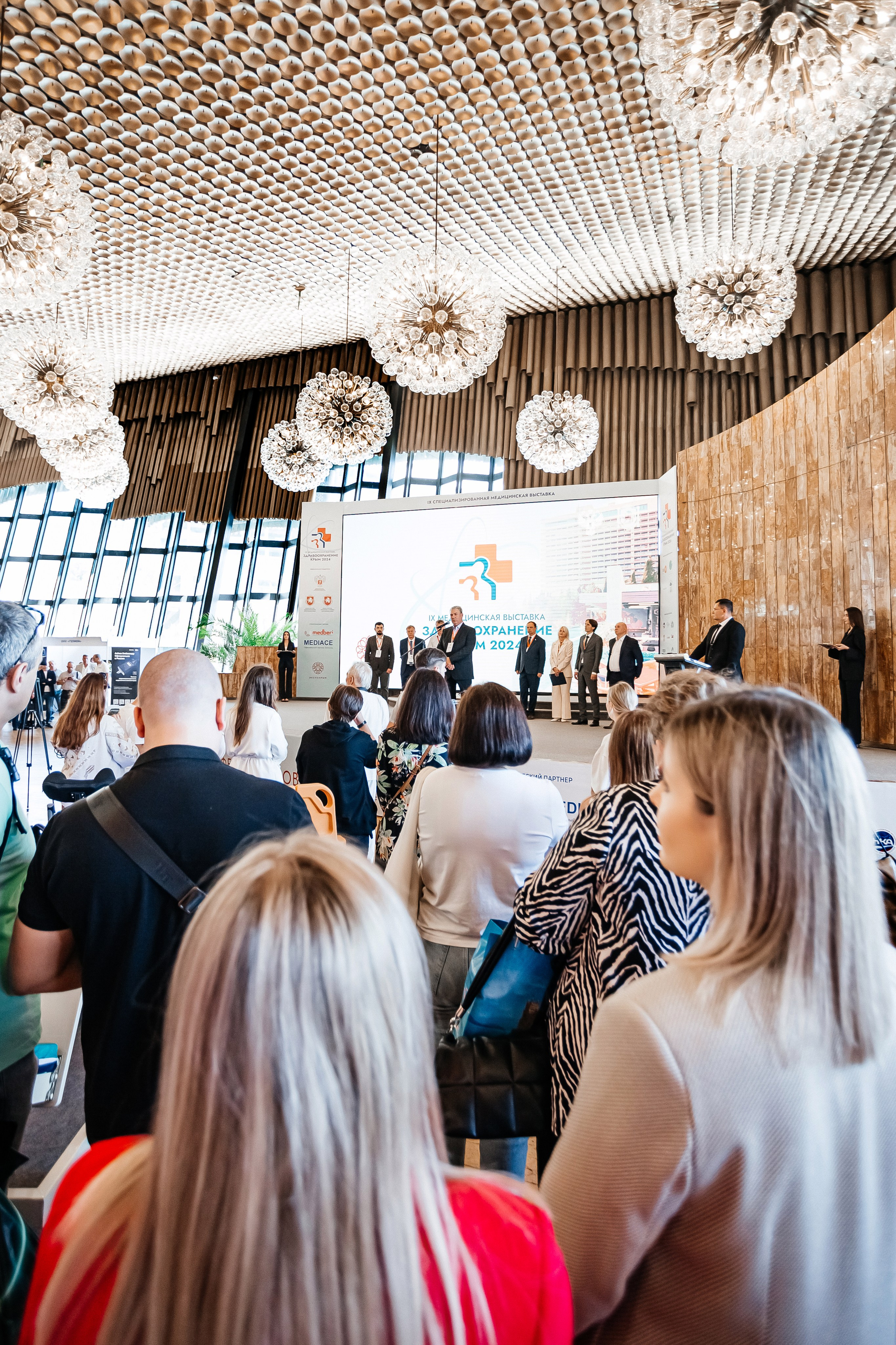 ЭКСПО КРЫМ. IХ Международная специализированная медицинская выставка «Здравоохранение. Крым 2024». Аминов Руслан | Фотограф
