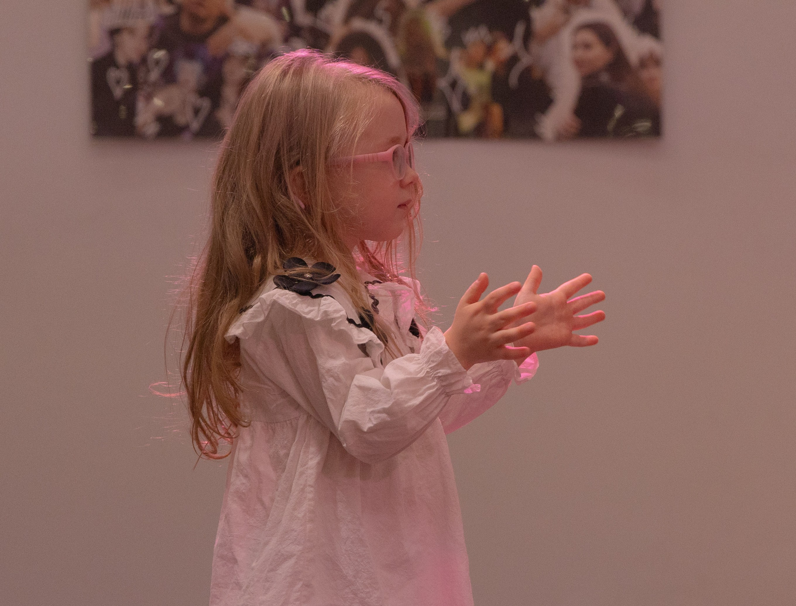 Выставка экологичных костюмов МИГ. Фотограф Твердохлебова Дарья, г. Санкт-Петербург