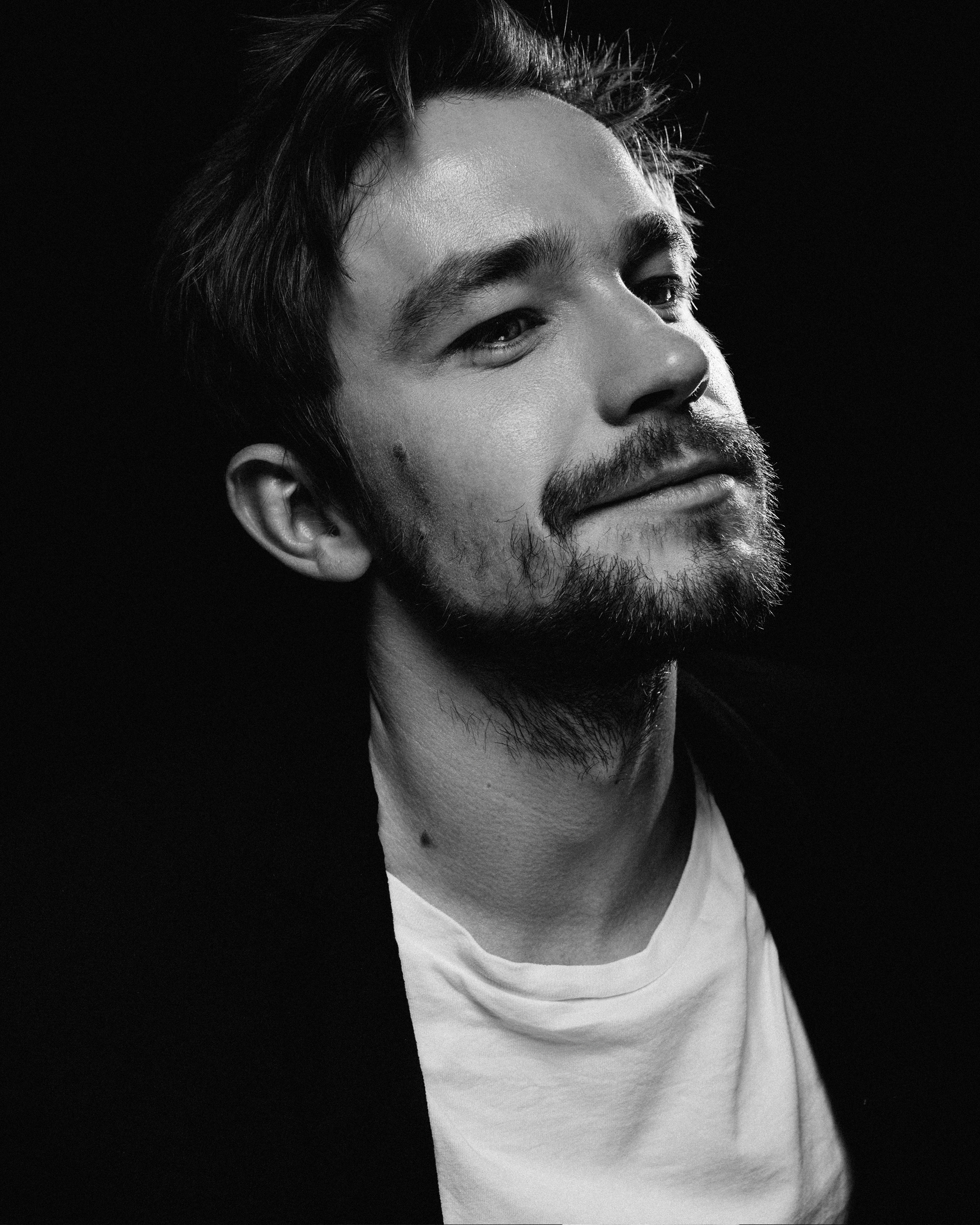 Саша Петров. Портретный фотограф в Санкт-Петербурге Алексей Корзов