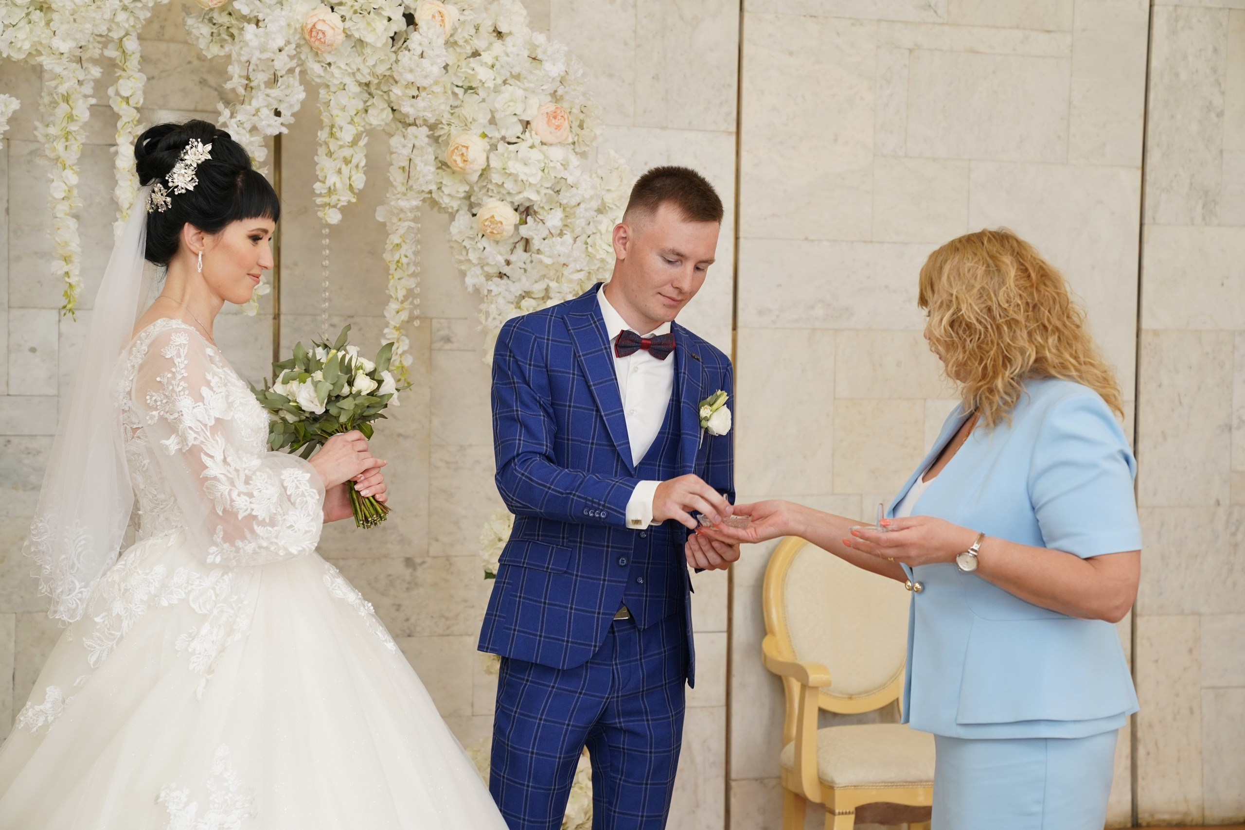 Макс и Анна. MEMENTO.Выпускные альбомы, школьные, юбилейные и другие книги. Ростов-на-Дону