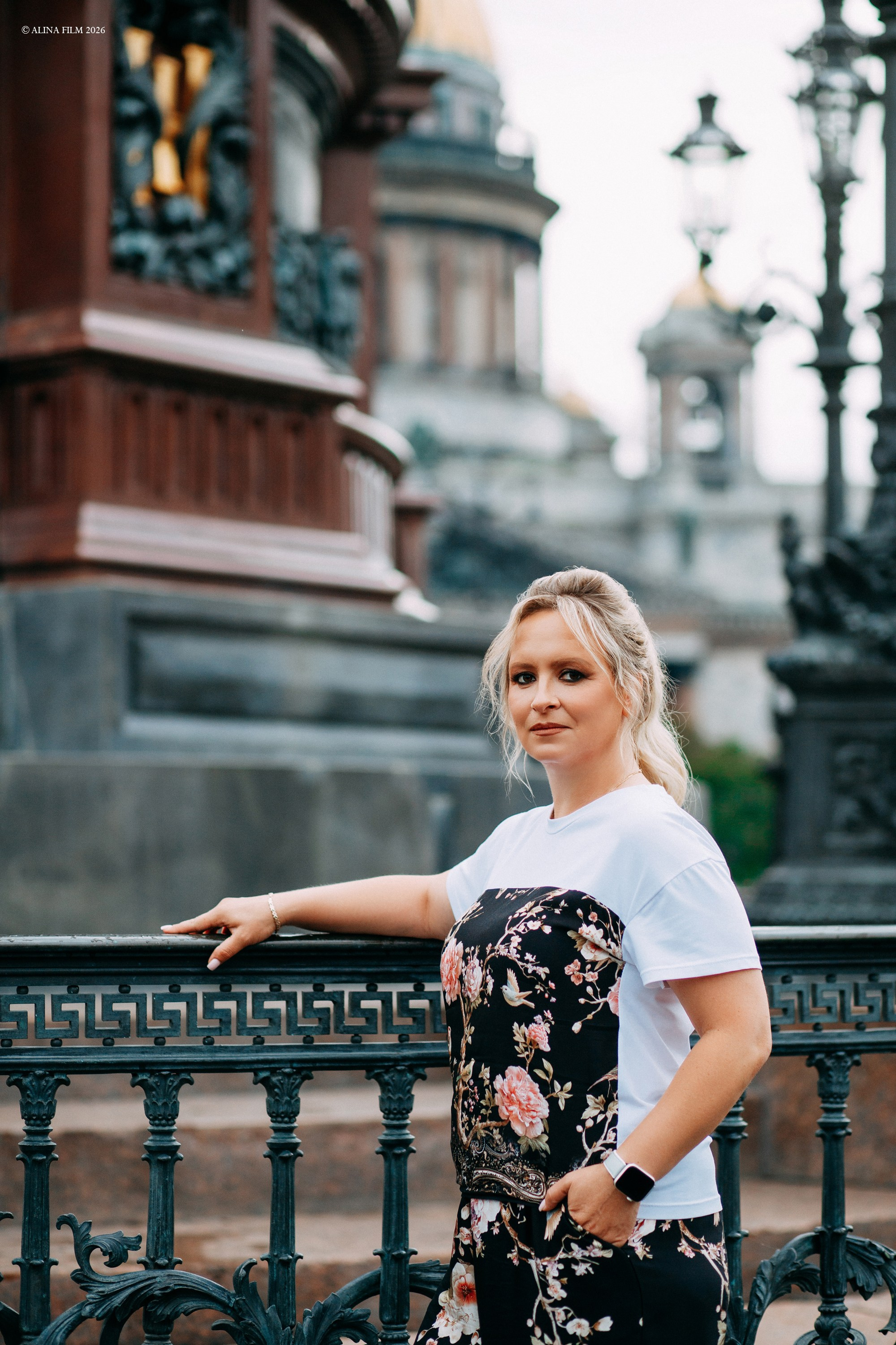 Фотосессия у Исаакиевского собора. Фотограф в Санкт-Петербурге Alina Film