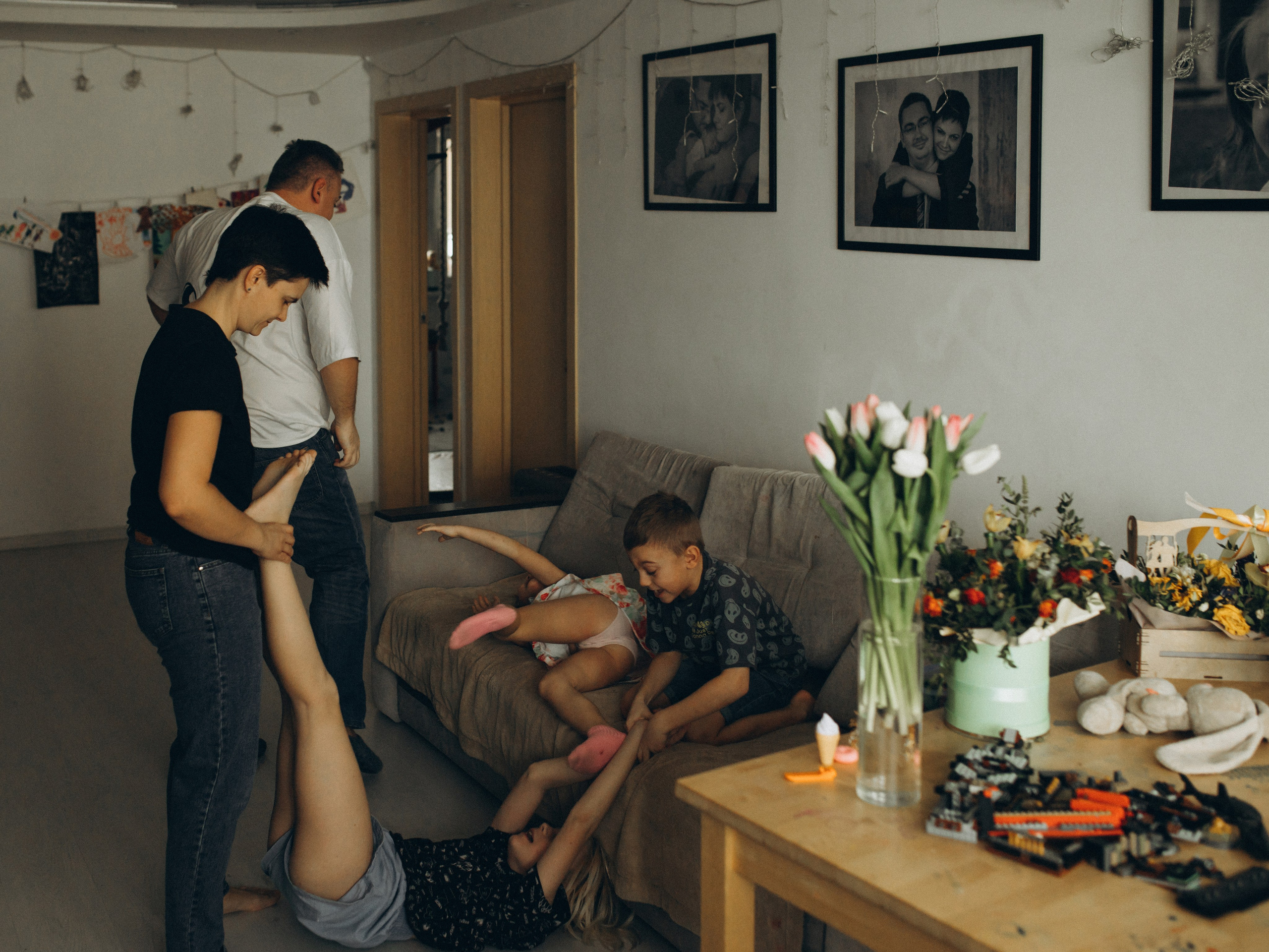 Лида, Арсений, Гера, Дара, Корвин. Фотограф Людмила Оюн