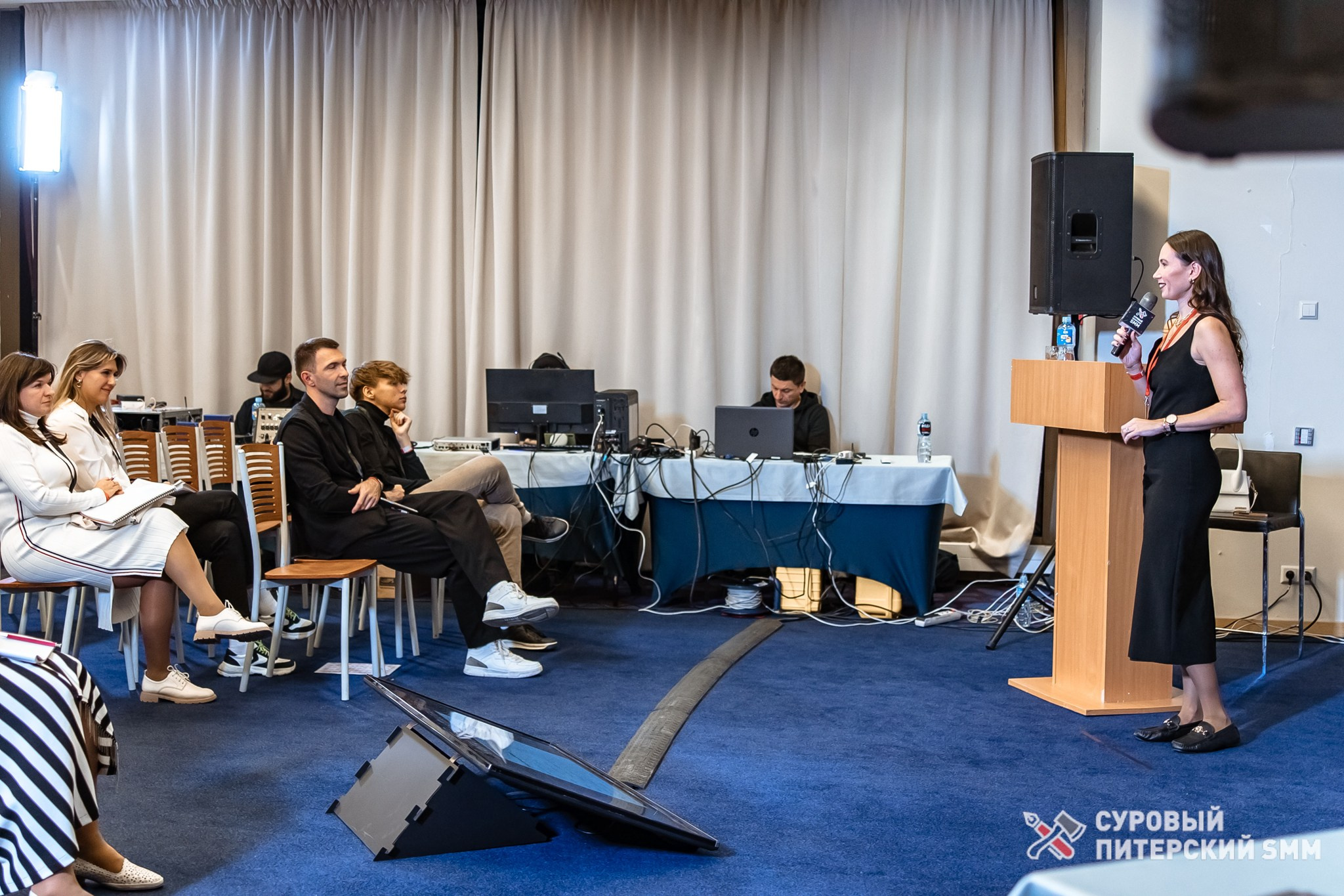 Репортаж конференции «Суровый Питерский SMM». Фотограф в Санкт-Петербурге Ефремова Наталья