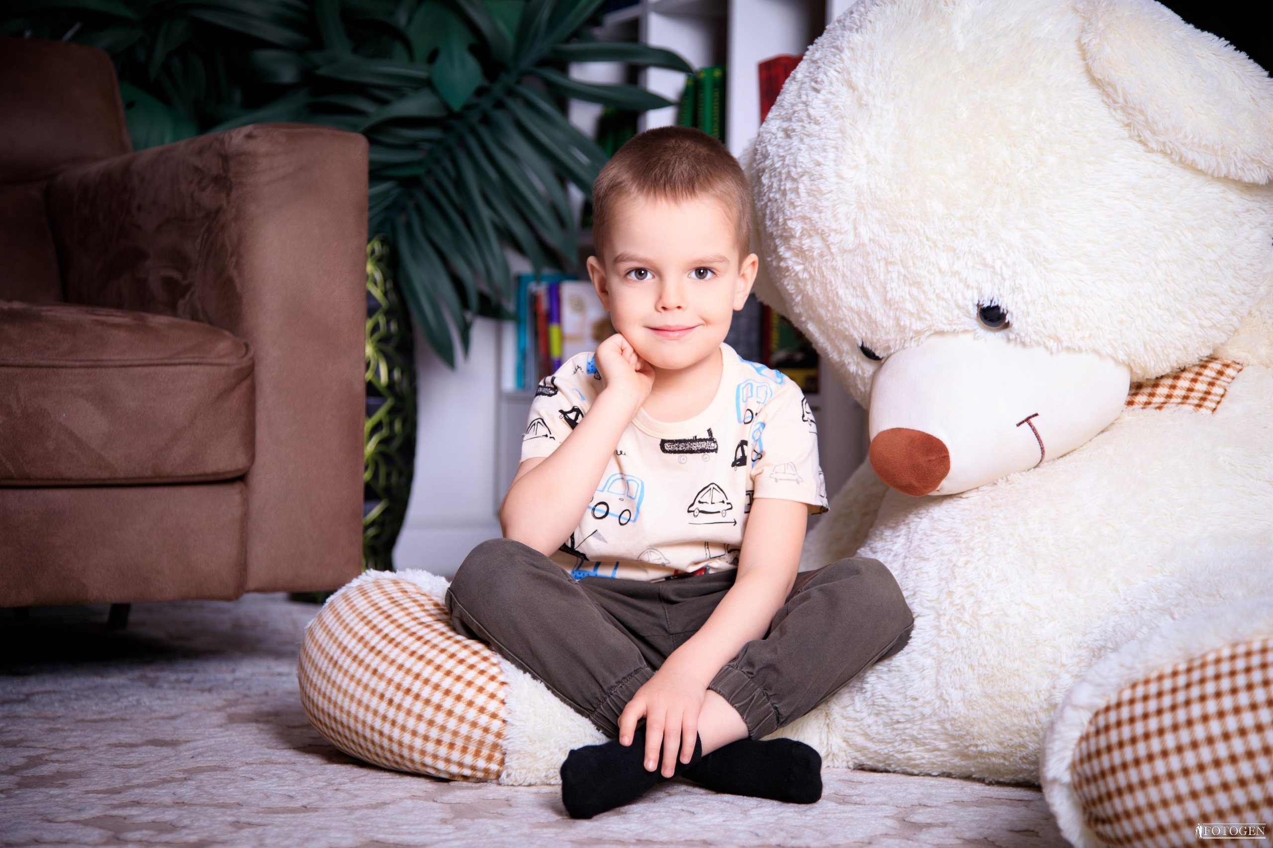 Фотосессия Мальчиков до 6 лет в Студии — Fotogen. Интерьерная фотостудия FOTOGEN г. Краснодар