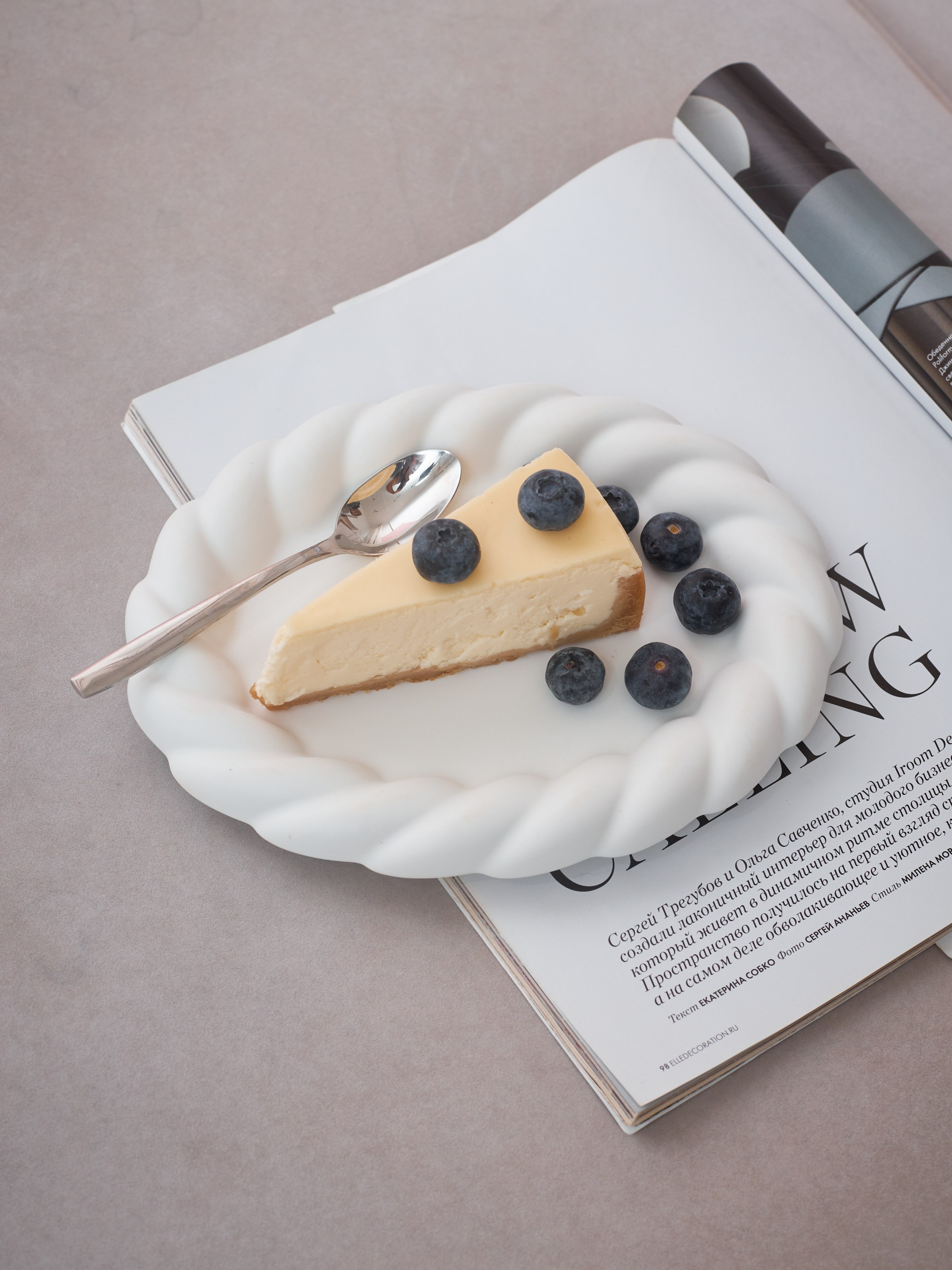 Фуд фотограф Екатеринбург съемка еды для меню кафе десерты чизкейк фото Екб