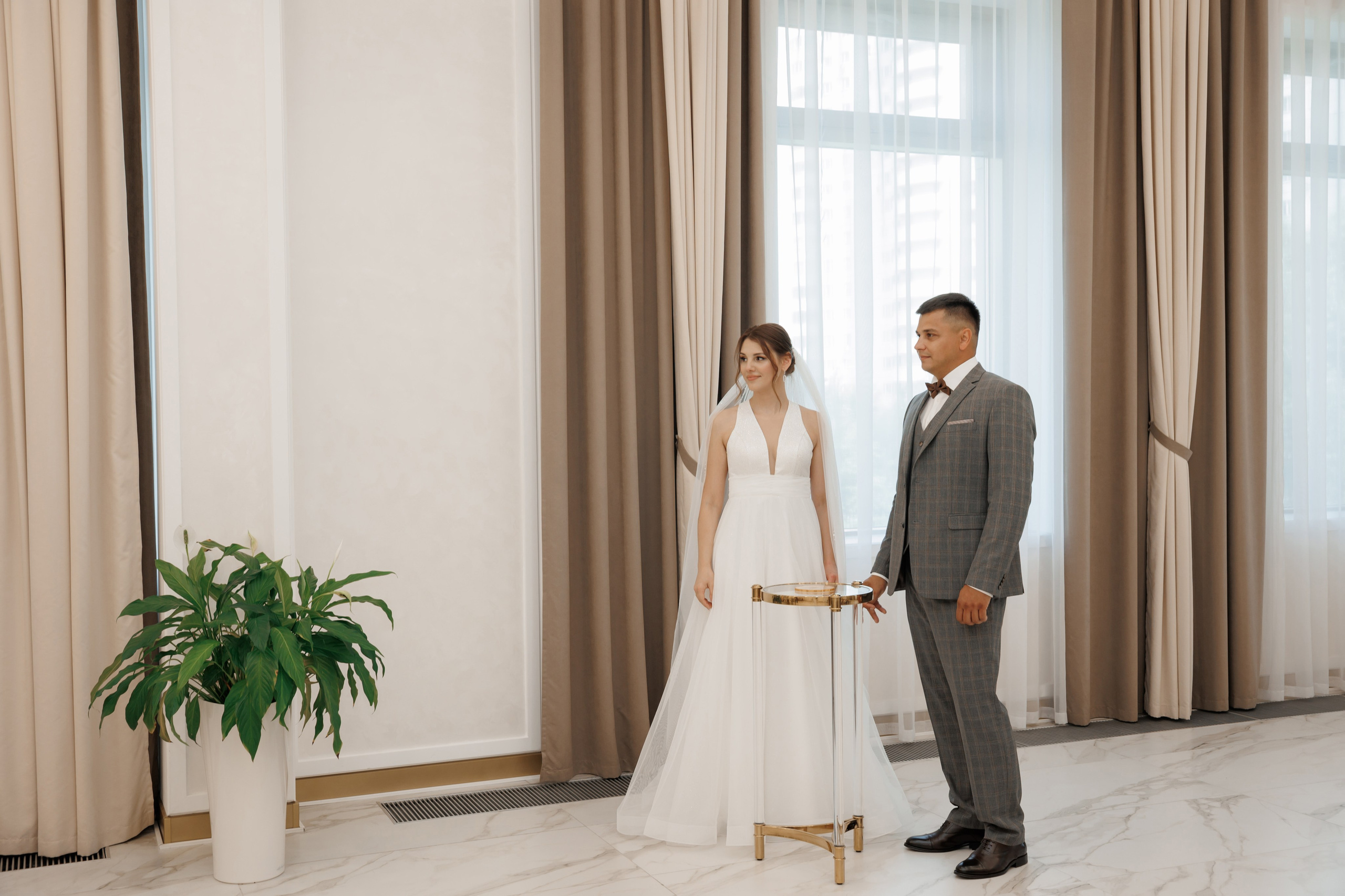 ЗАГС Бутово и Остафьево. Свадебный и репортажный фотограф (Москва, Королев и другие)