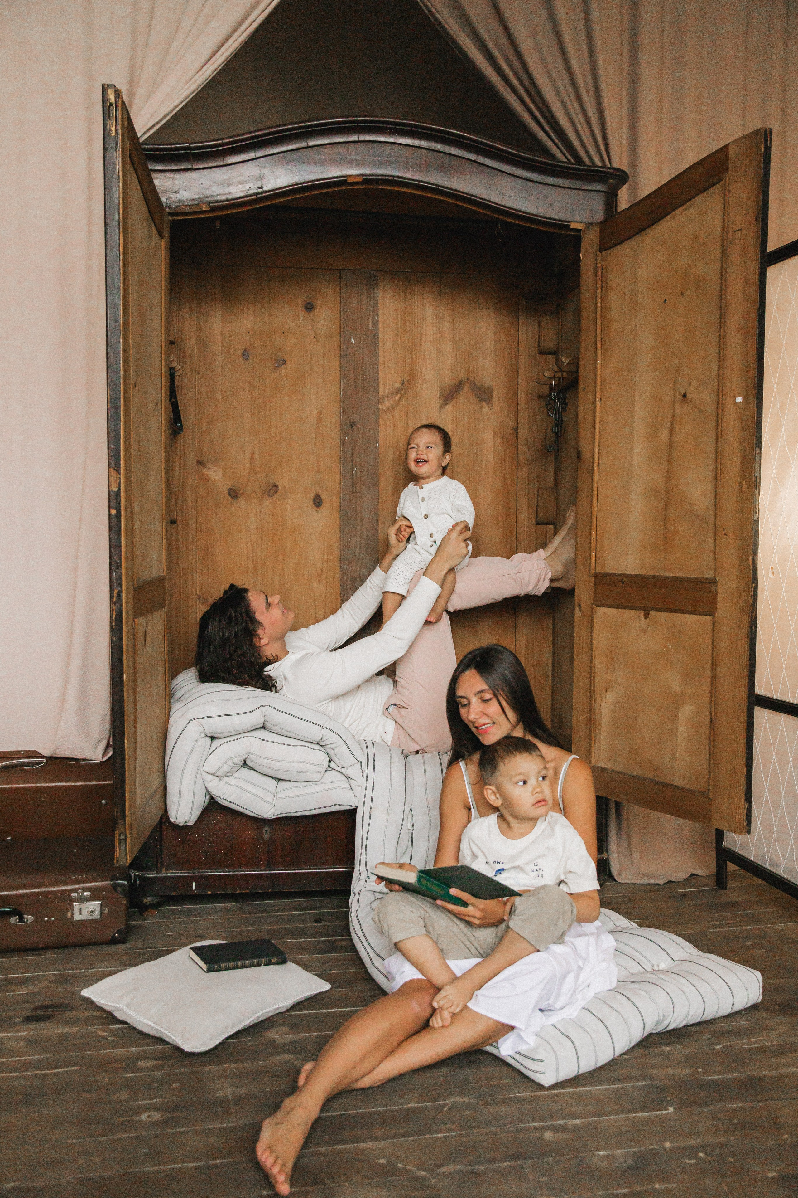 Анна, Григорий и детки. Фотограф Анастасия Петрова