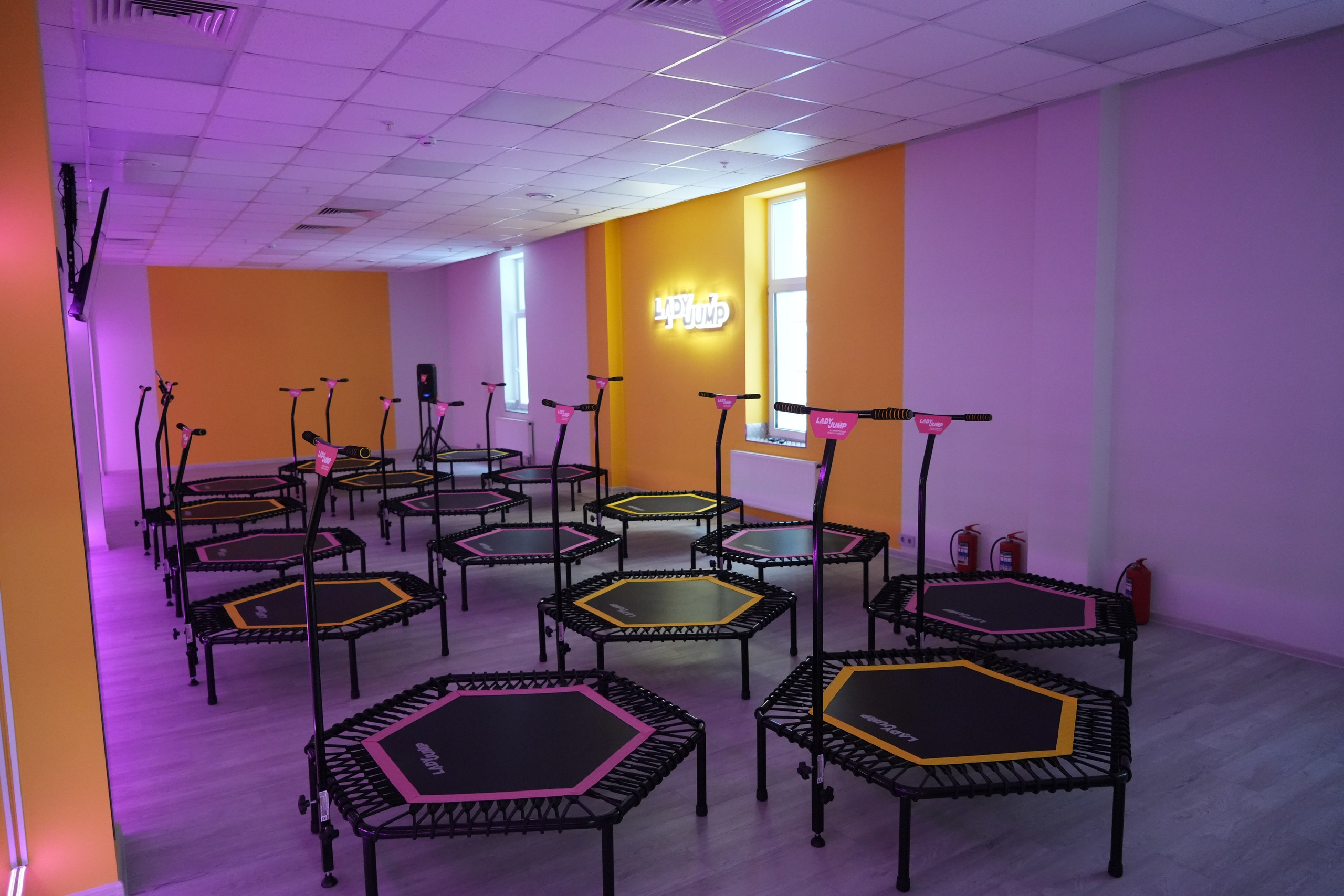 Открытие батутного центра «Lady Jump». Видеограф и Фотограф в Москве