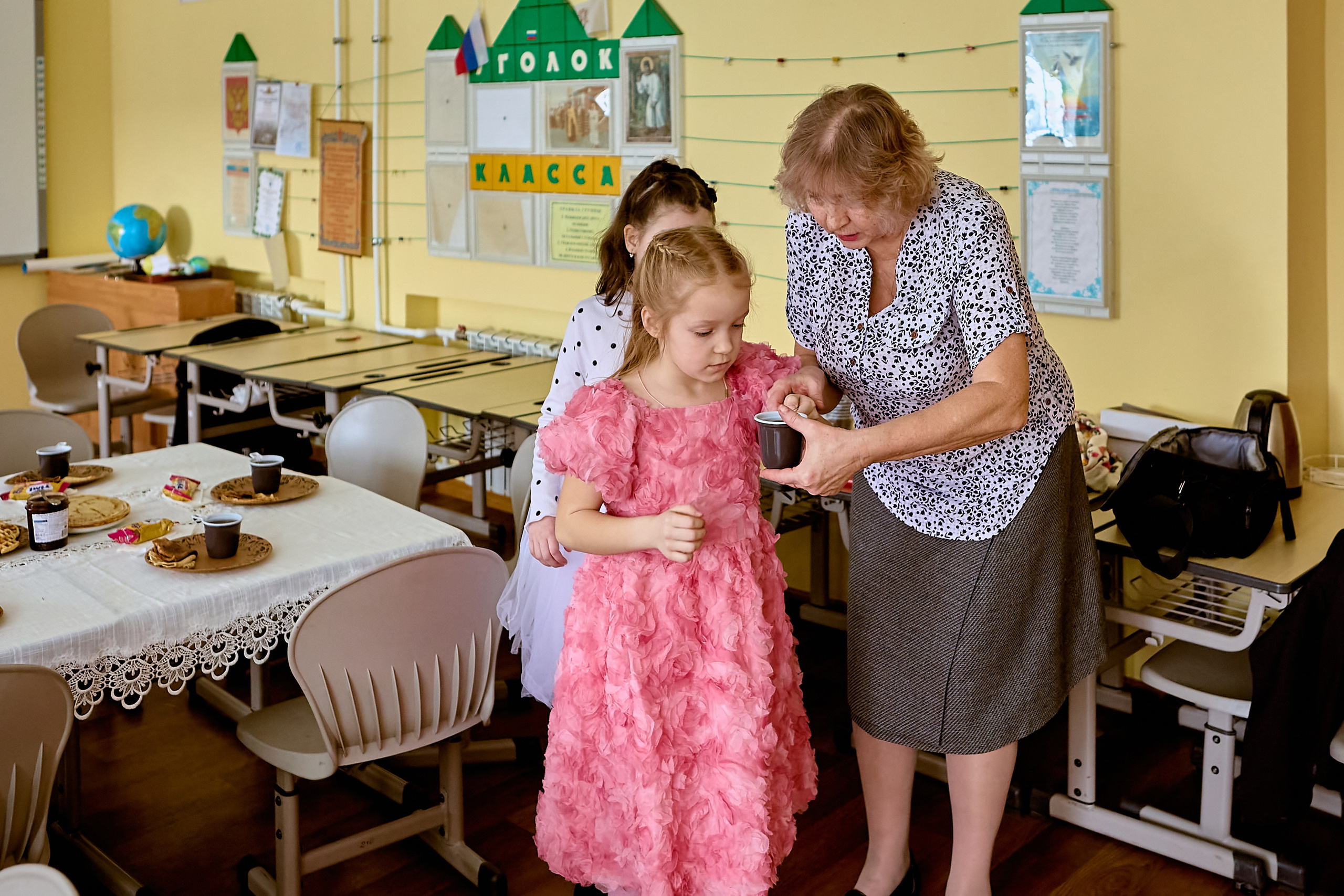 ШИРОКАЯ МАСЛЕНИЦА фотографии с праздника 1 А класса