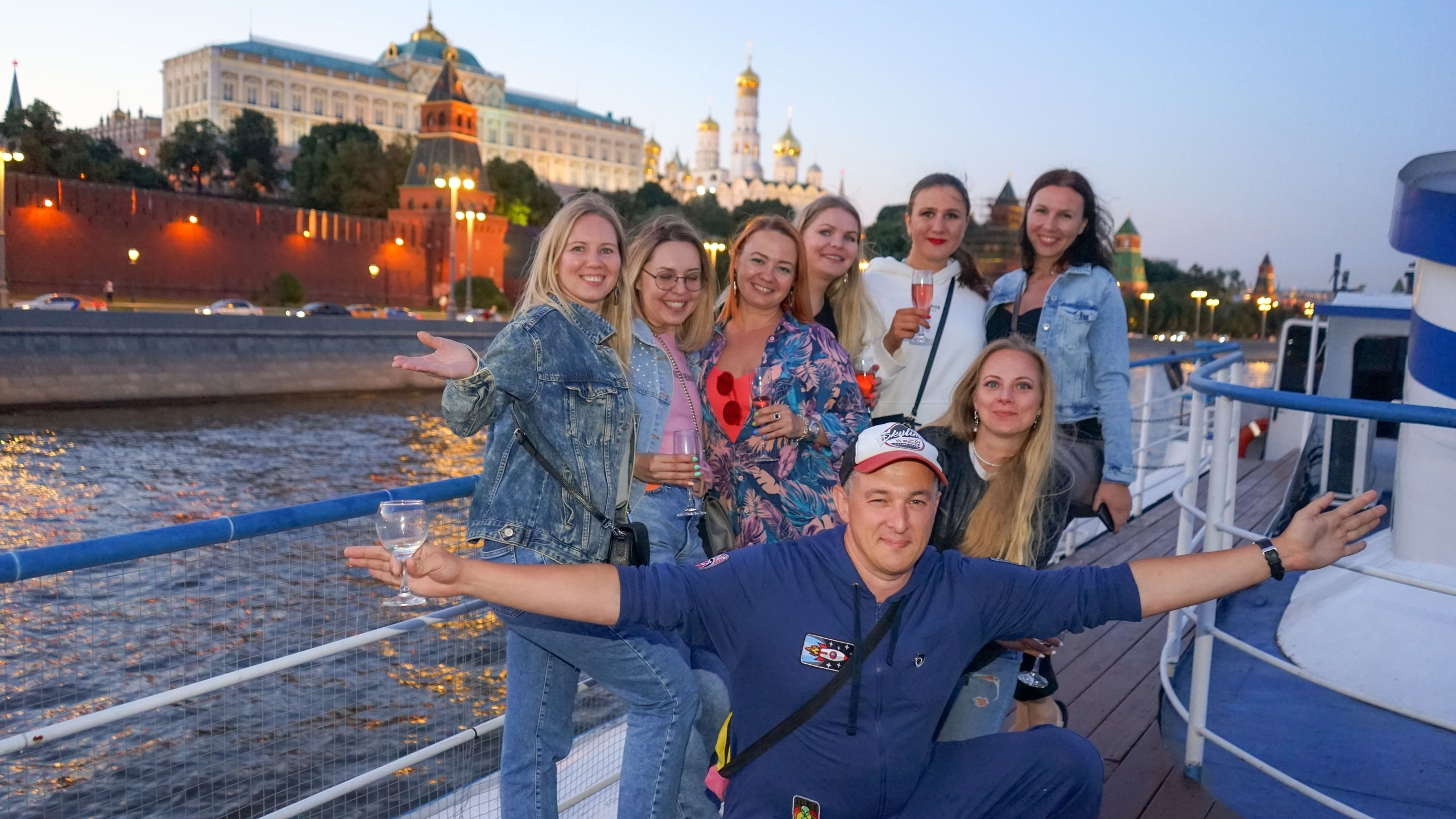 Танцы на воде | 24.07.21. Галерея Фантим