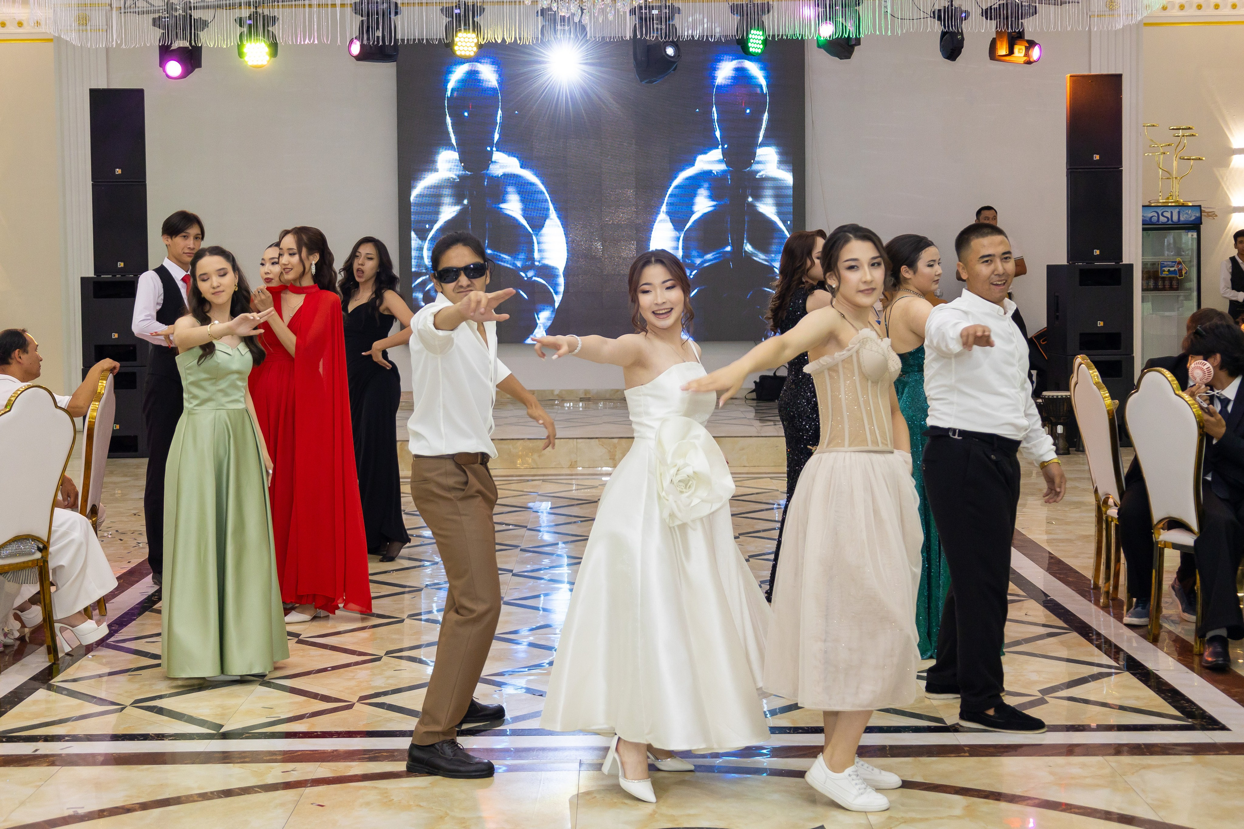 Выпускной вечер | Встреча рассвета. Фото и видеосъемка в Алматы