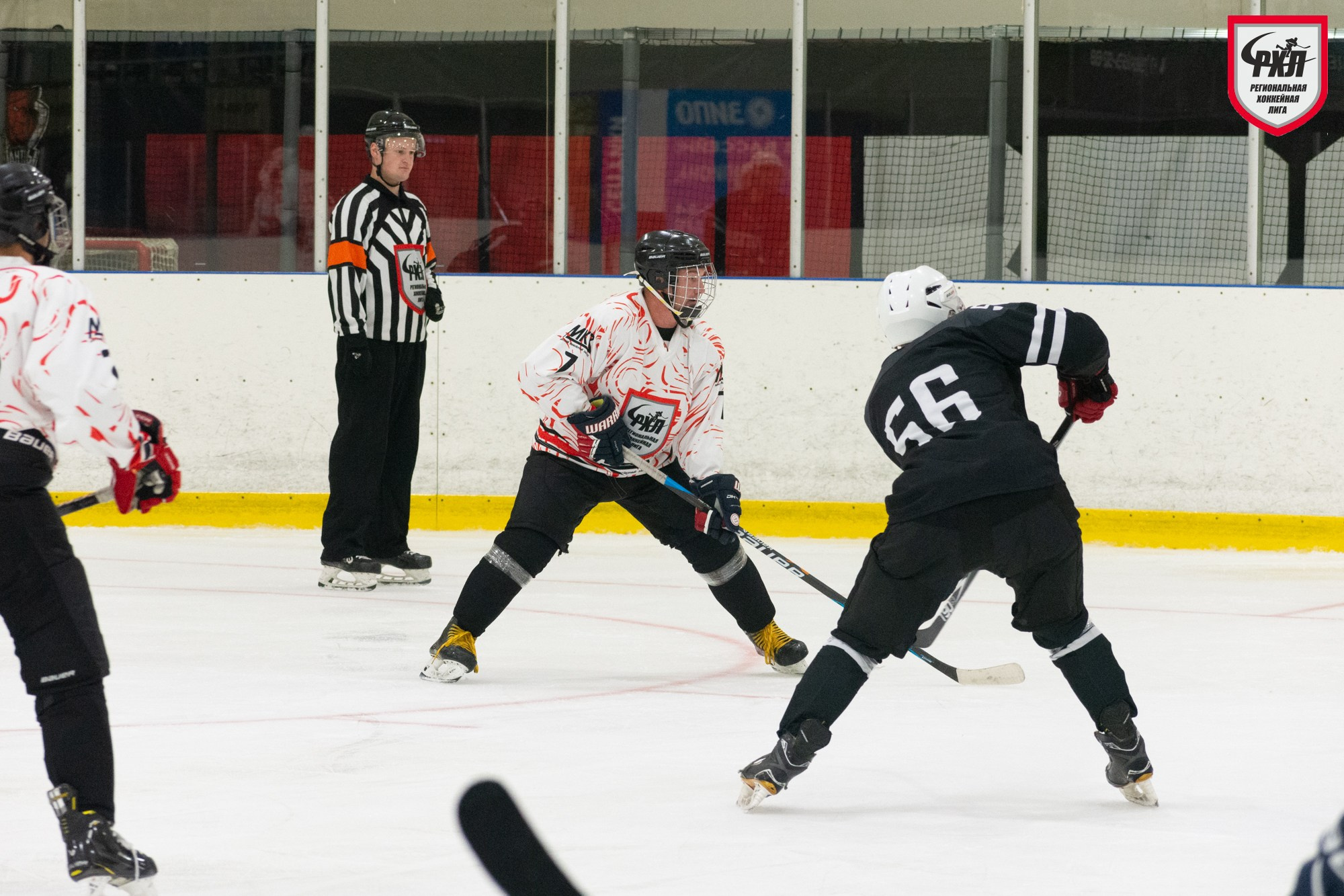 Хоккей. Фотограф Максим Буряк