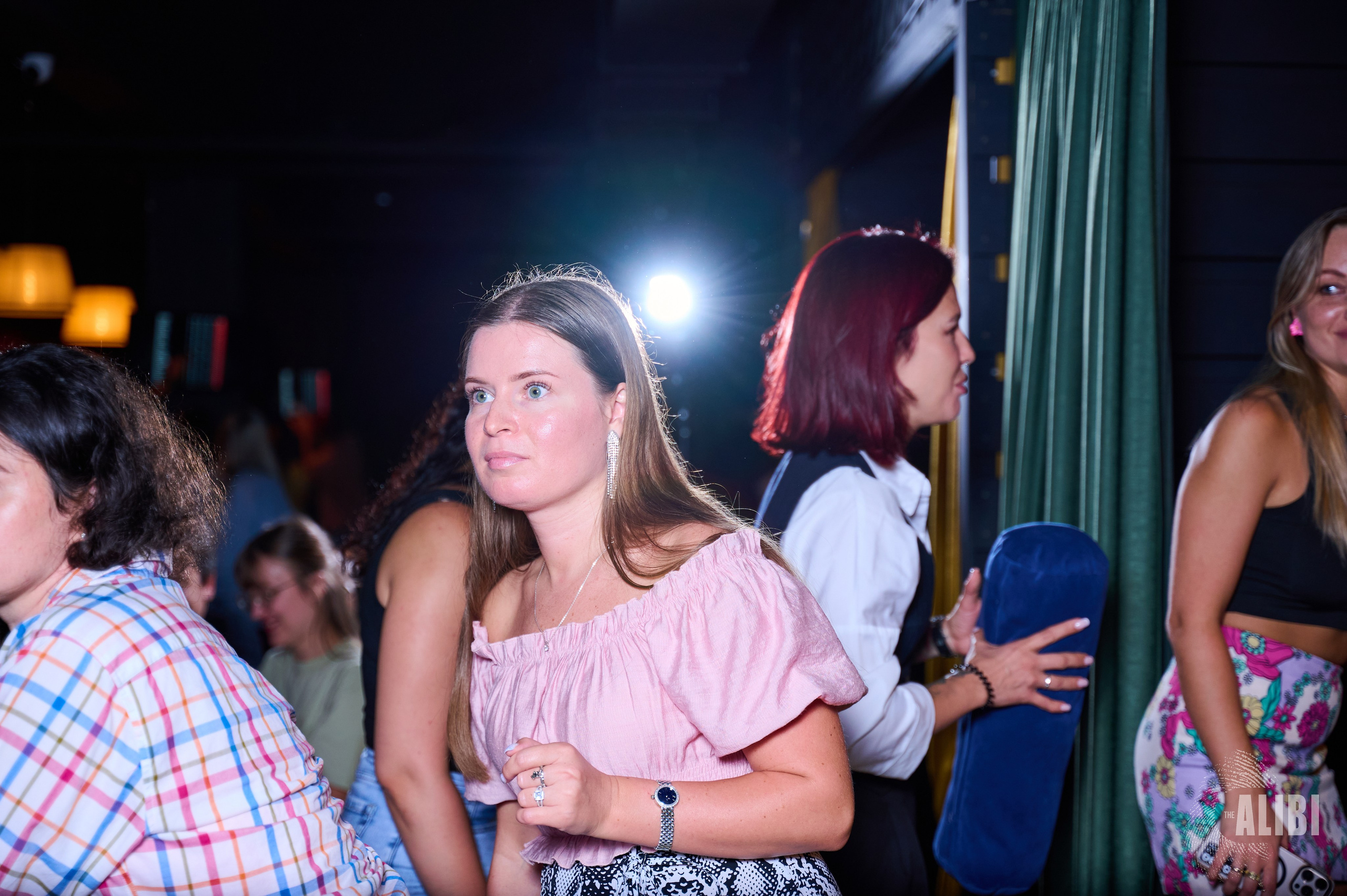 Квиз ALIBI. Фотограф Универсал в Новосибирске