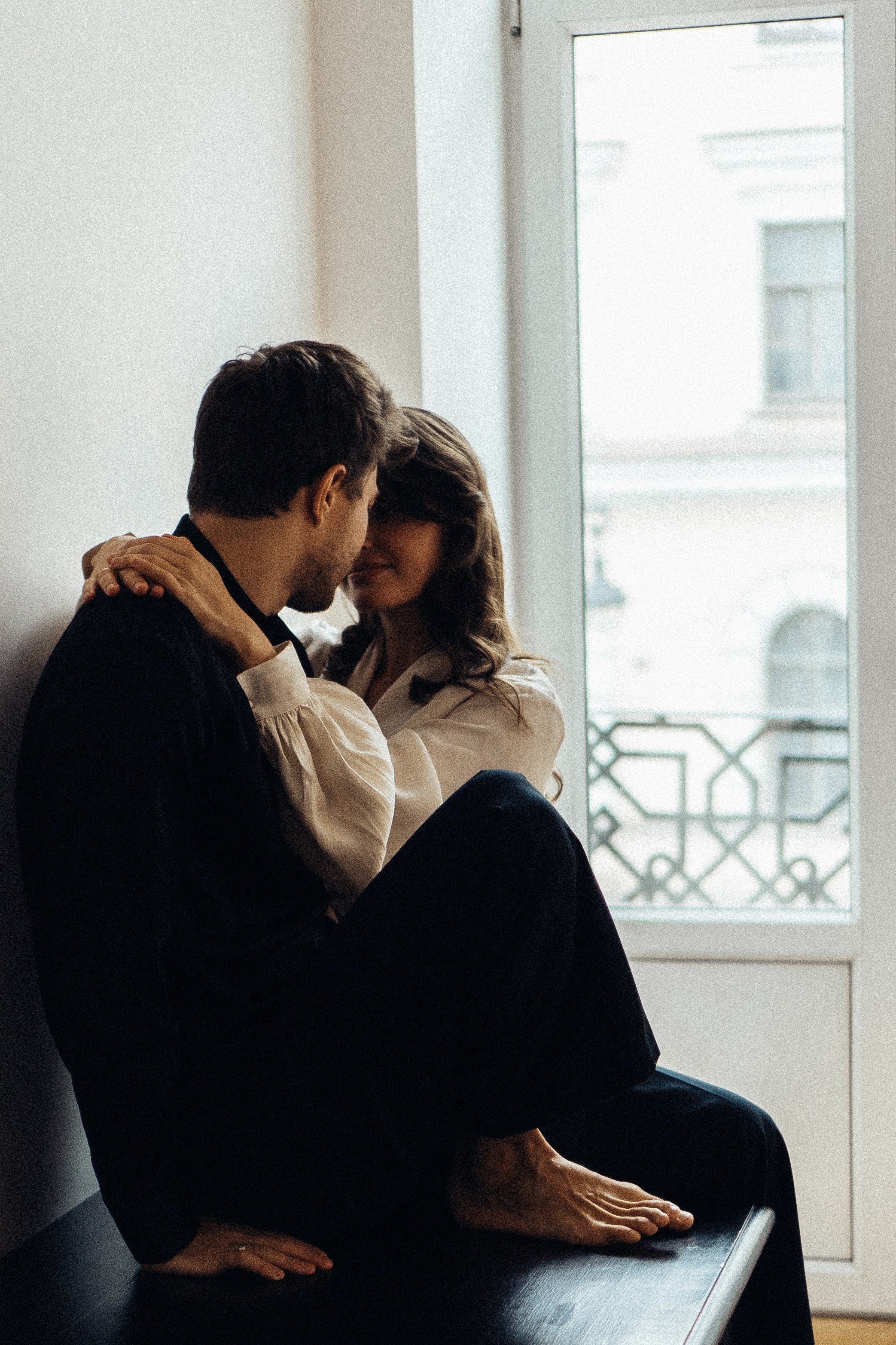 УТРО ЖЕНИХА И НЕВЕСТЫ В ПИТЕРСКОЙ КВАРТИРЕ И СЬЕМКА С СВАДЕБНЫХ ОБРАЗАХ. Профессиональный фотограф, Санкт-Петербург — Виктория Богомолова