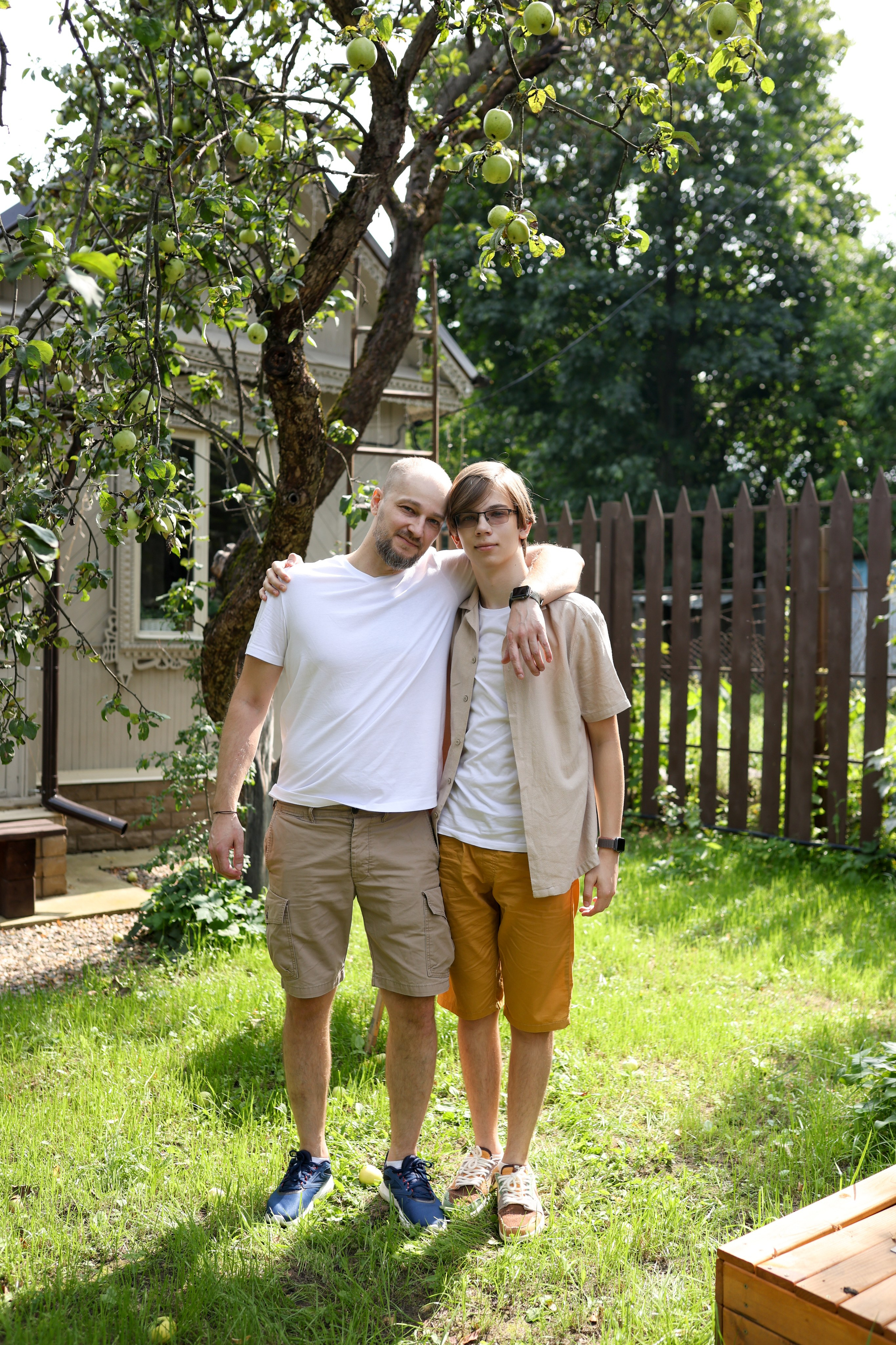 Семейная фотосессия в загородной студии. Фотограф в Железнодорожном и Балашихе