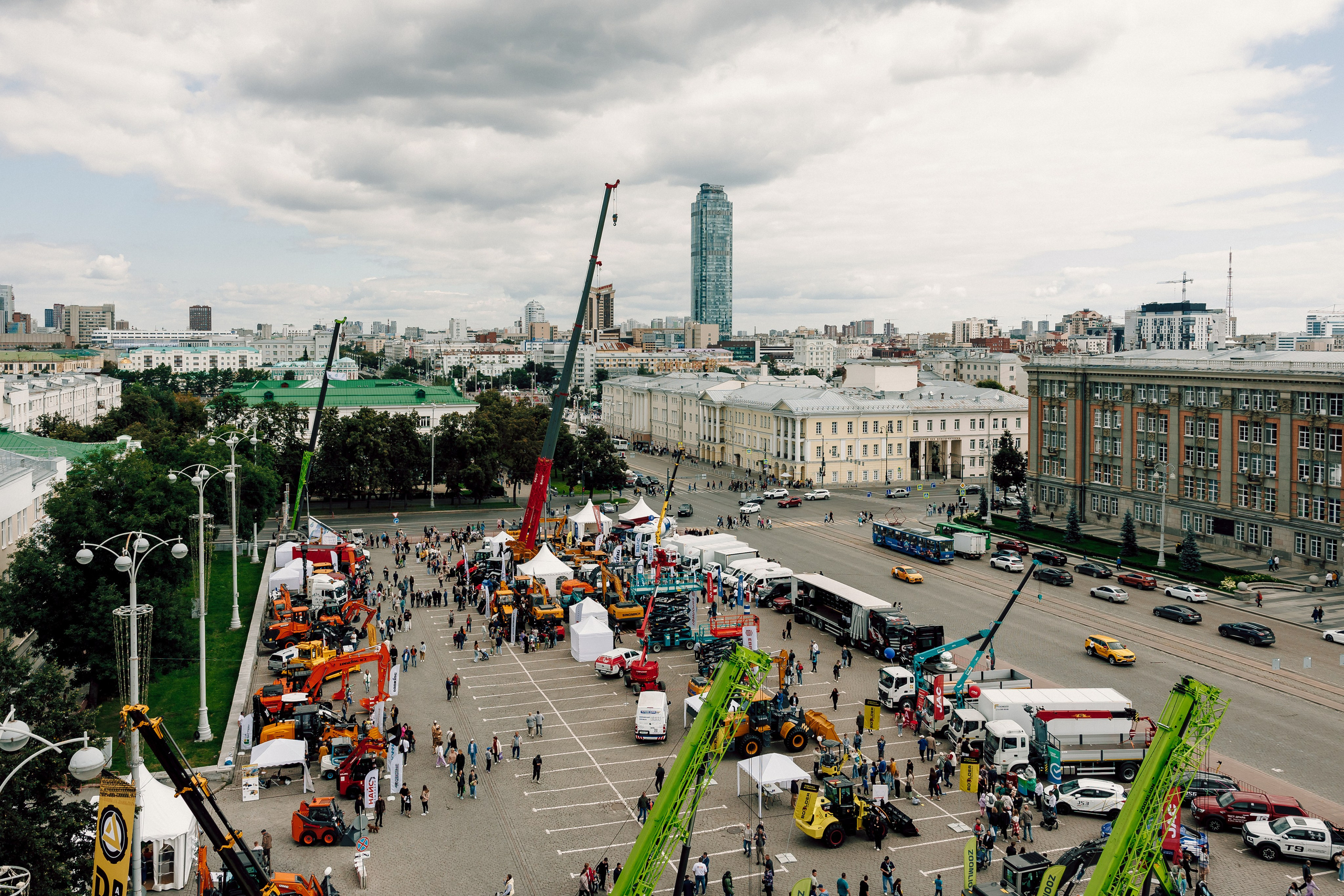 Массовые мероприятия на открытом воздухе. Лёшка Варзегов — фотограф