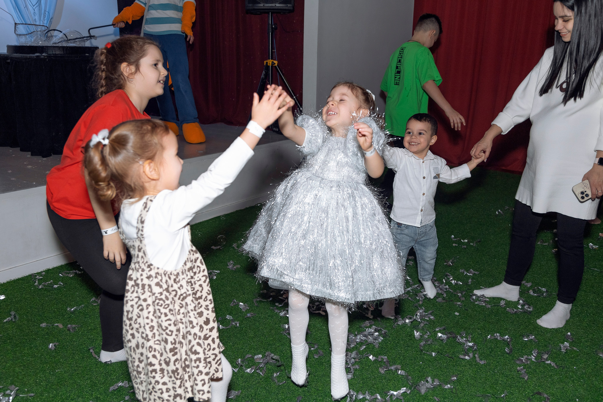 День рождение в активите-парке Магнус. Семейный фотограф в Сургуте Тимершина Мария