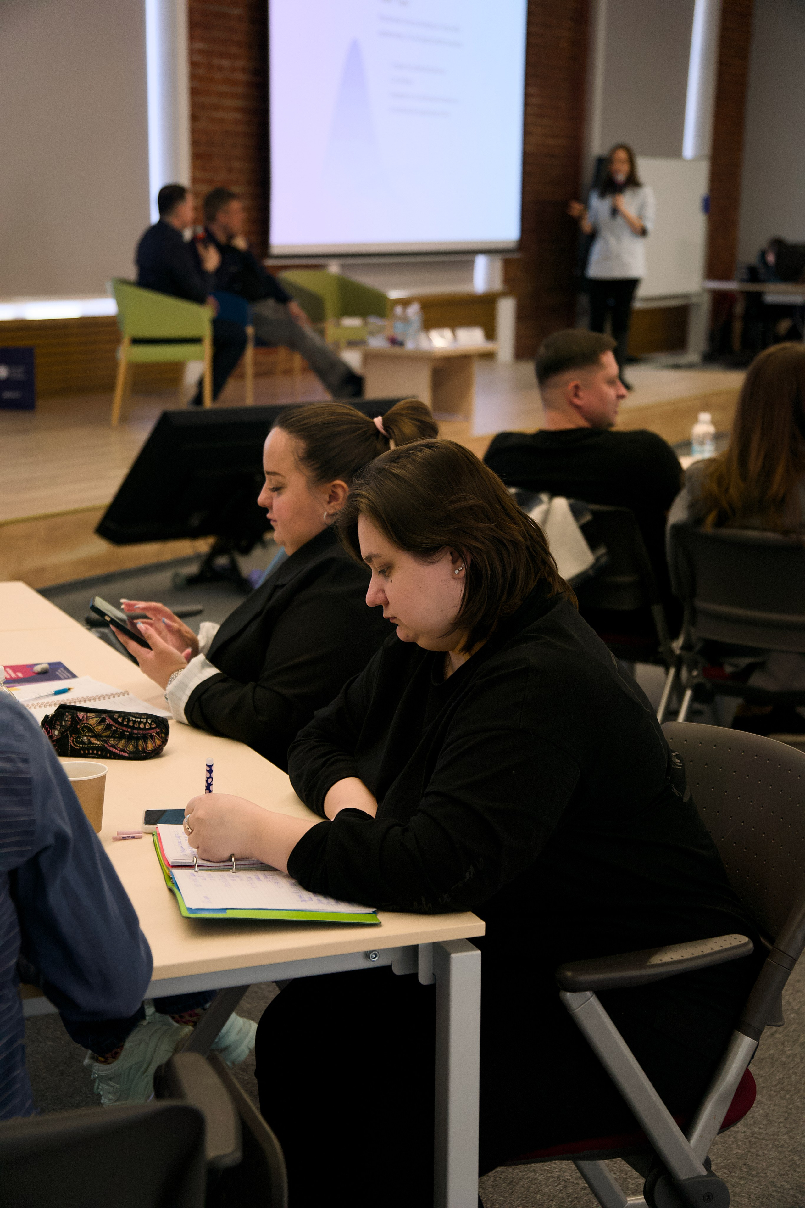 Лекция Высшей Школы Экономики. Фотограф и видеограф DOSERZH (Добрин Сергей) в городе Москва и МО