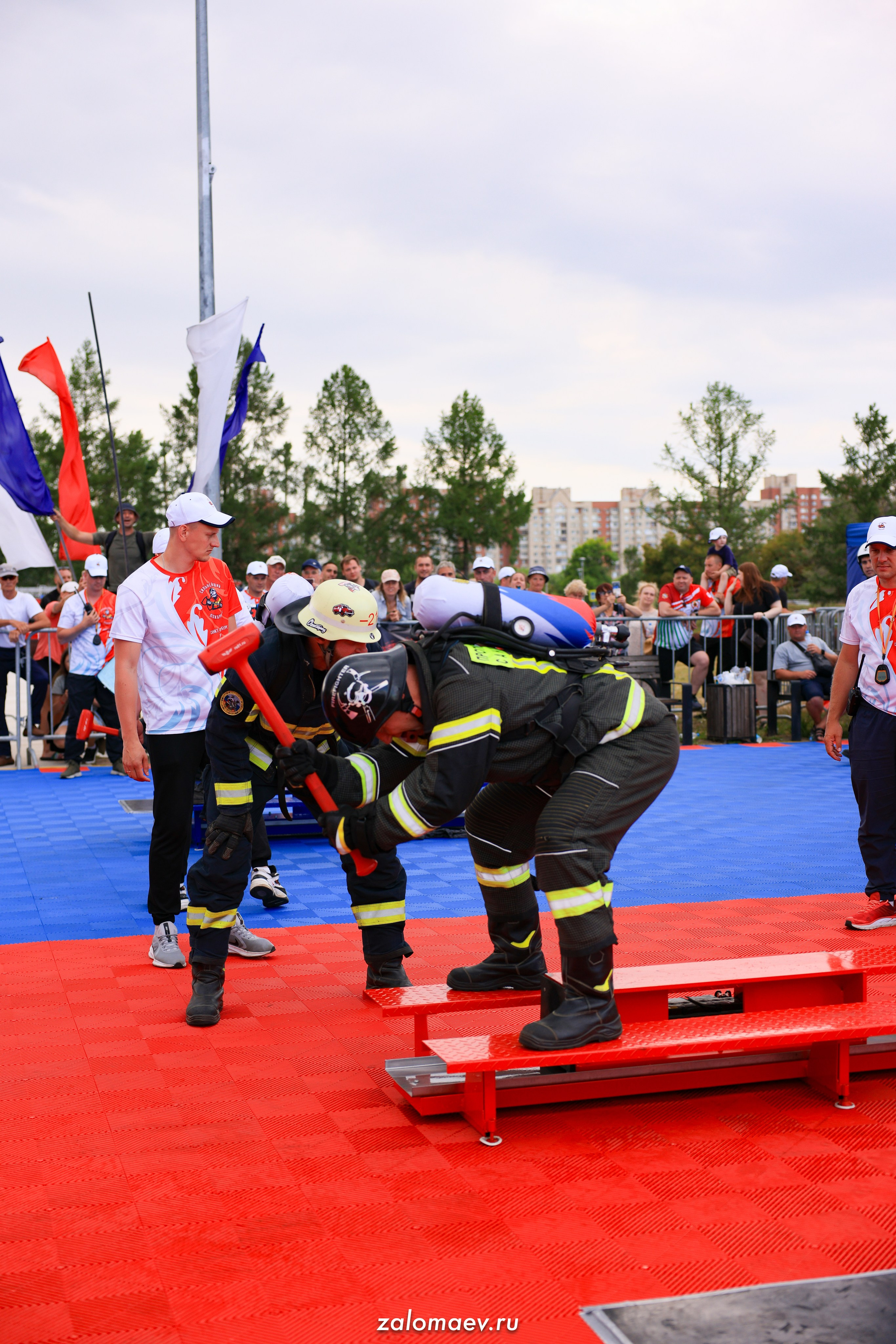 Сильнейший пожарный. Фотограф Александр Заломаев