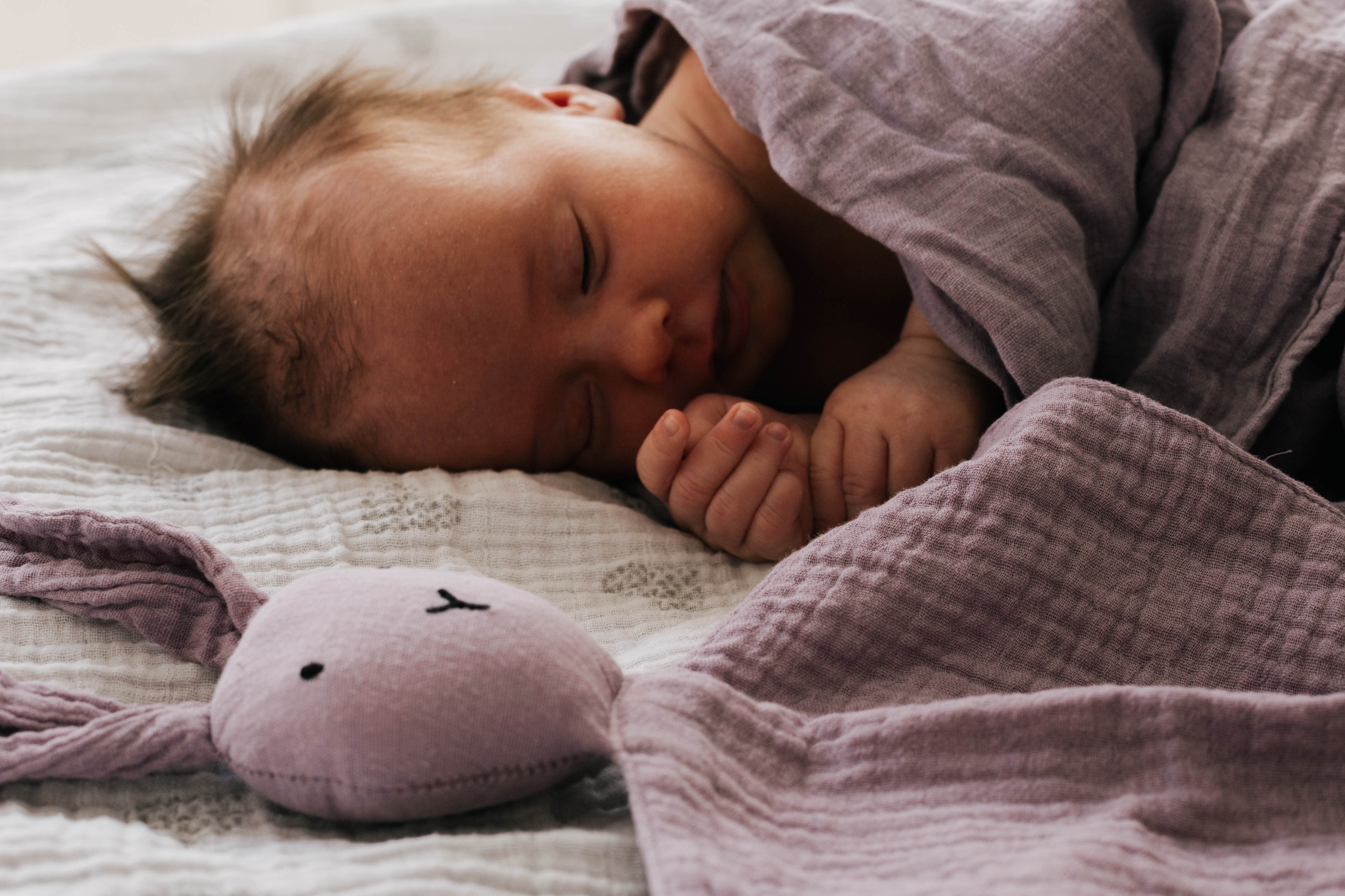 Маргарита с малышкой Викой. Репортажный фотограф в Тюмени Татьяна Мужева