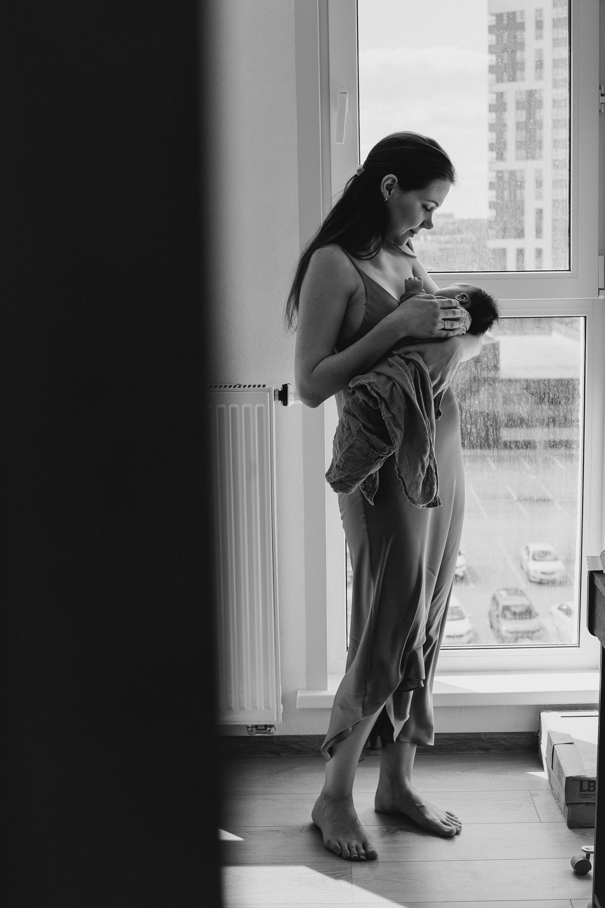 Маргарита с малышкой Викой. Репортажный фотограф в Тюмени Татьяна Мужева