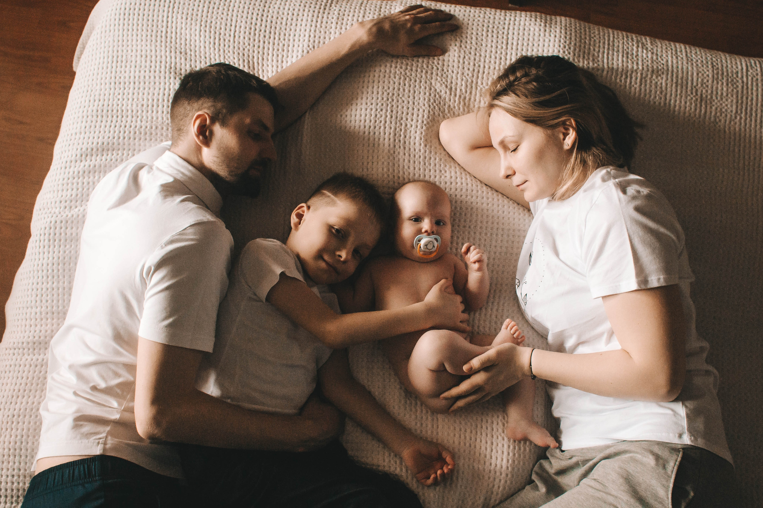 Светлана и Алексей с детьми. Репортажный фотограф в Тюмени Татьяна Мужева