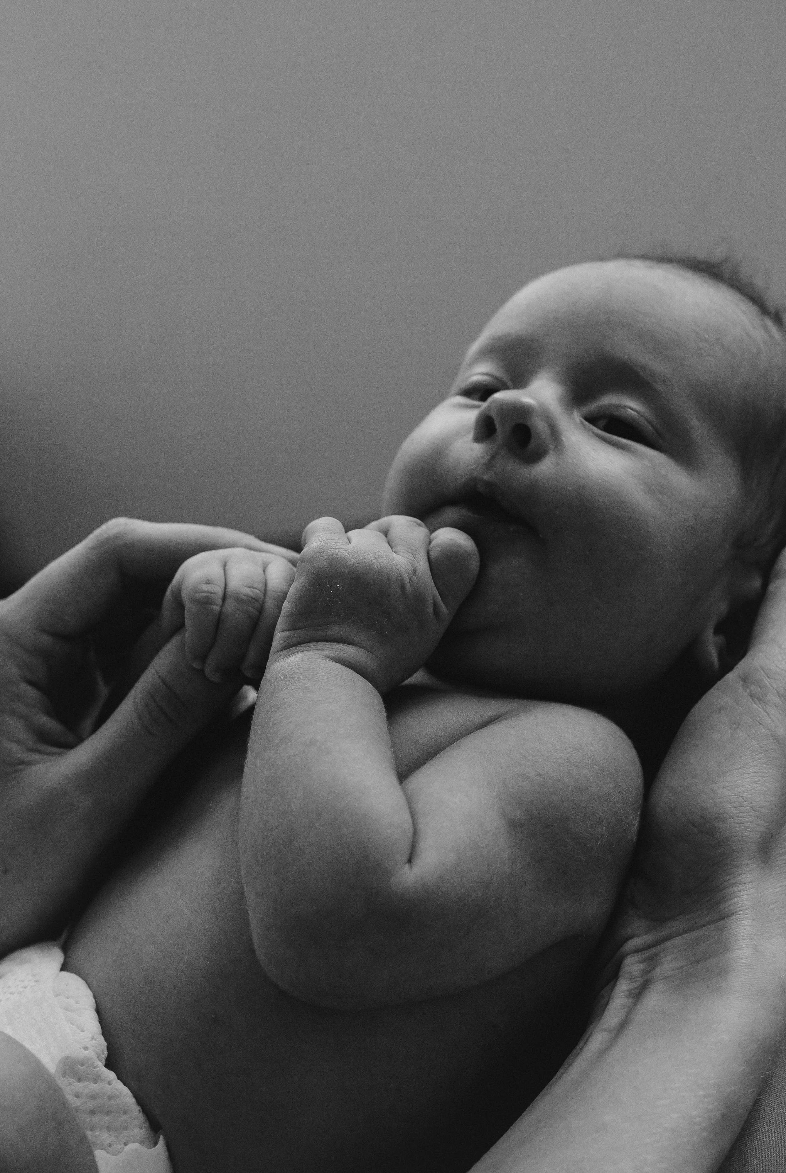 Маргарита с малышкой Викой. Репортажный фотограф в Тюмени Татьяна Мужева