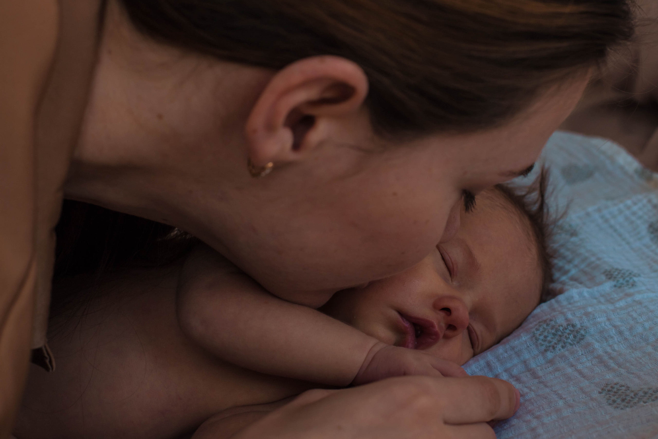 Маргарита с малышкой Викой. Репортажный фотограф в Тюмени Татьяна Мужева