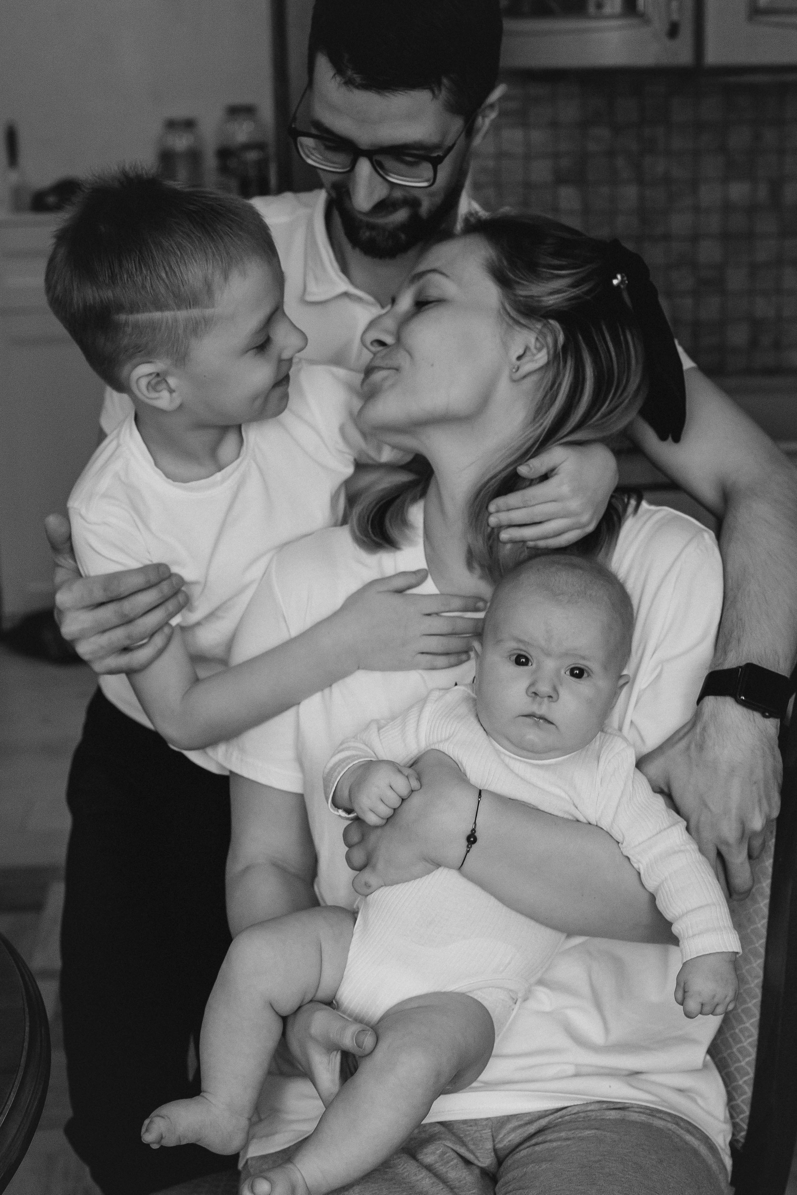 Светлана и Алексей с детьми. Репортажный фотограф в Тюмени Татьяна Мужева