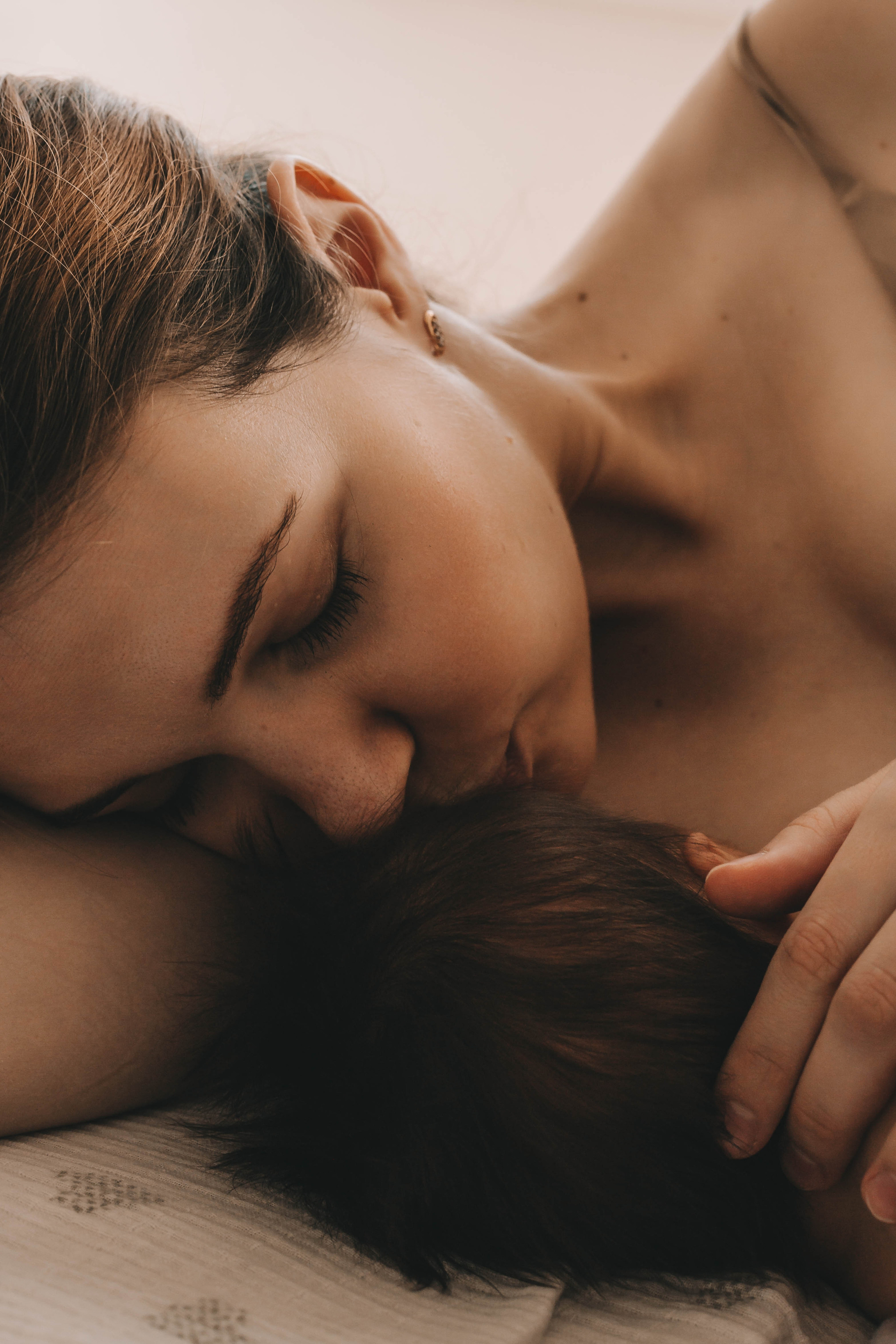 Маргарита с малышкой Викой. Репортажный фотограф в Тюмени Татьяна Мужева