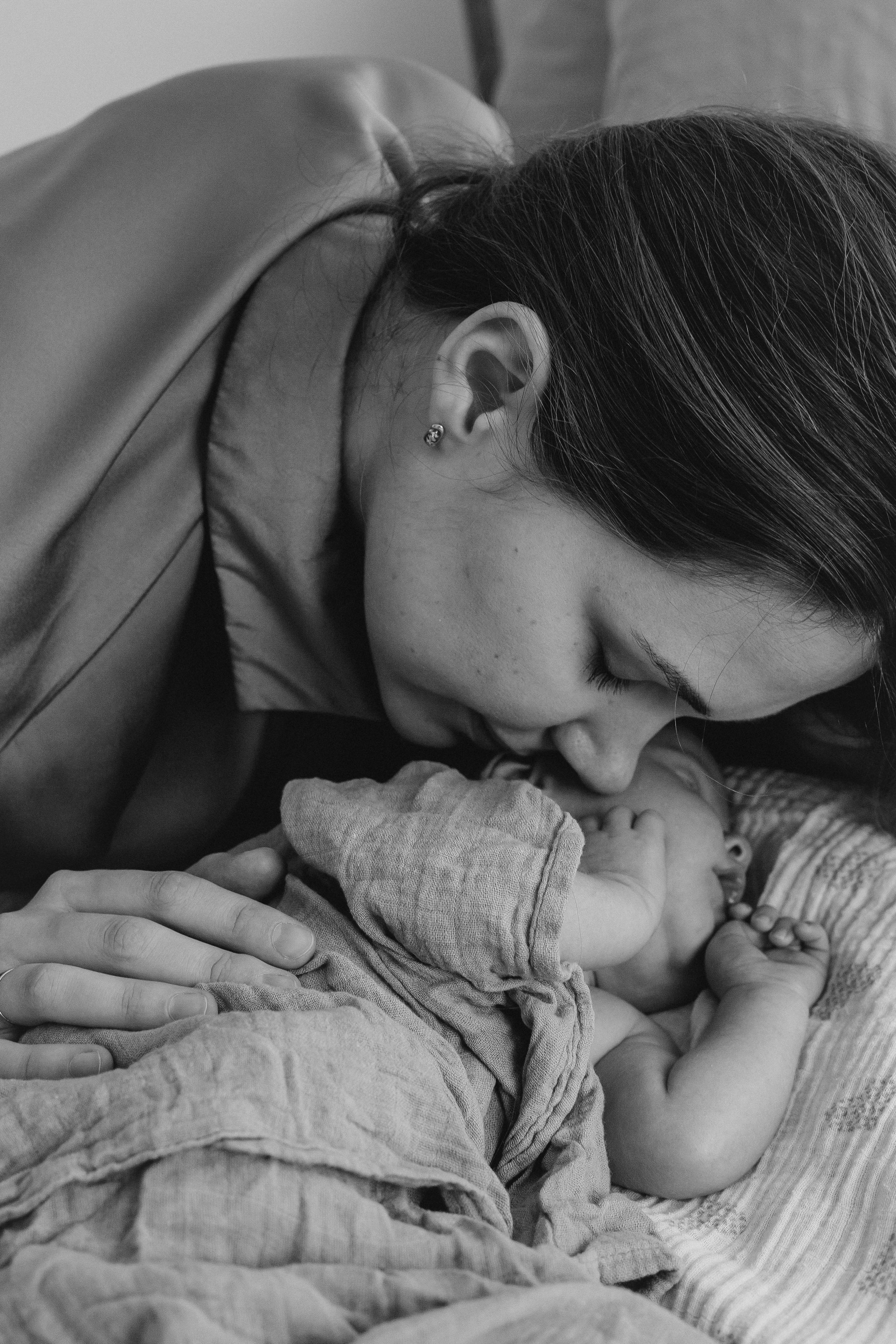 Маргарита с малышкой Викой. Репортажный фотограф в Тюмени Татьяна Мужева