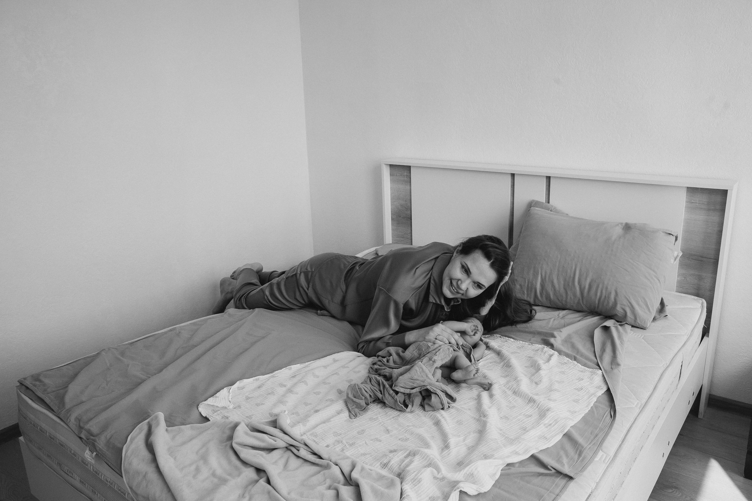 Маргарита с малышкой Викой. Репортажный фотограф в Тюмени Татьяна Мужева