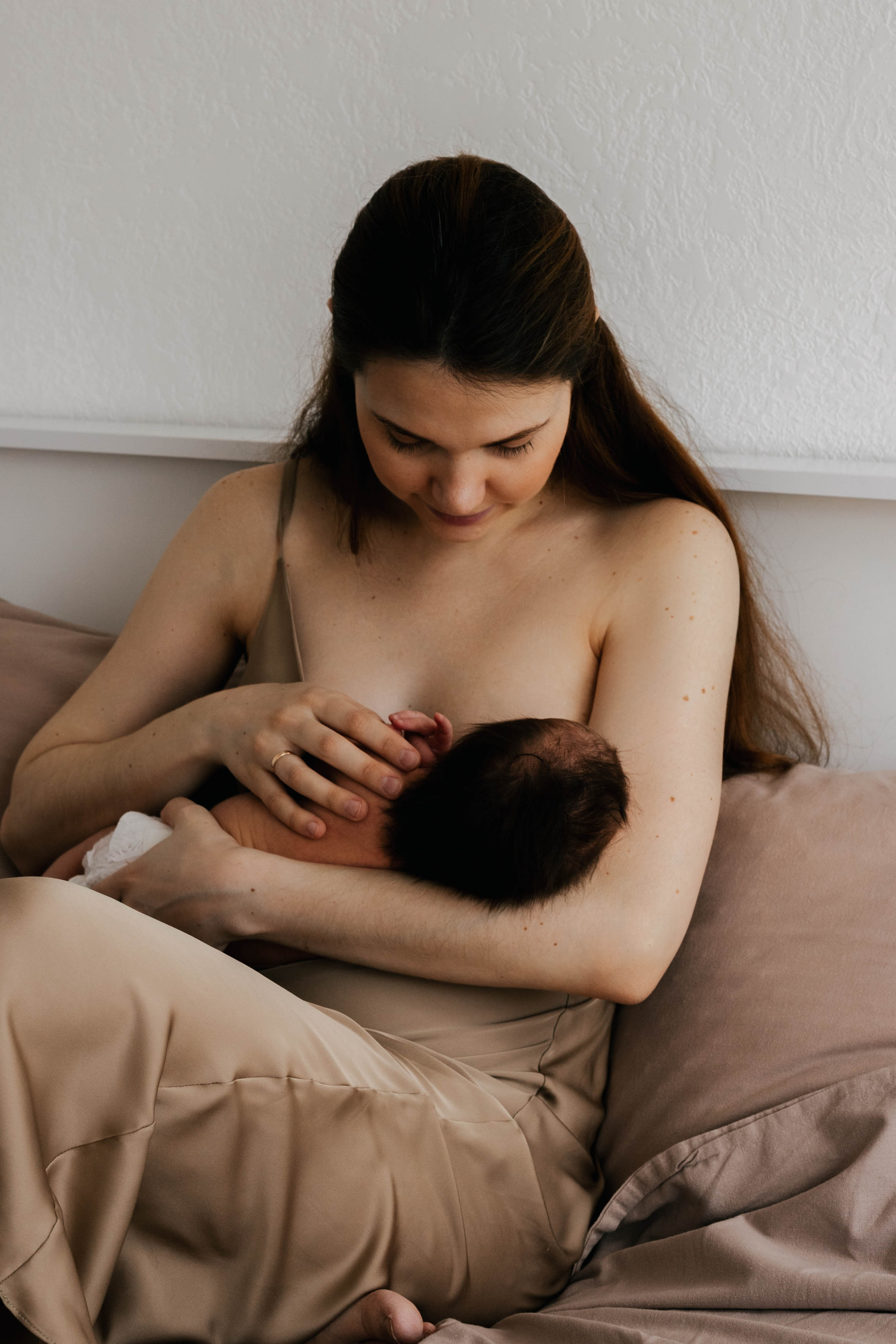 Маргарита с малышкой Викой. Репортажный фотограф в Тюмени Татьяна Мужева