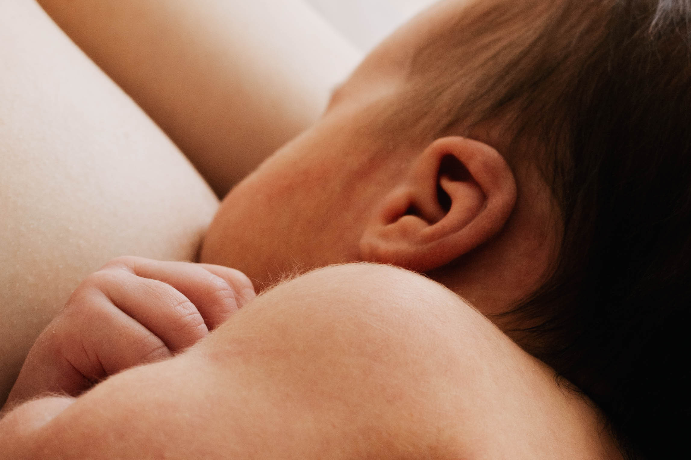 Маргарита с малышкой Викой. Репортажный фотограф в Тюмени Татьяна Мужева