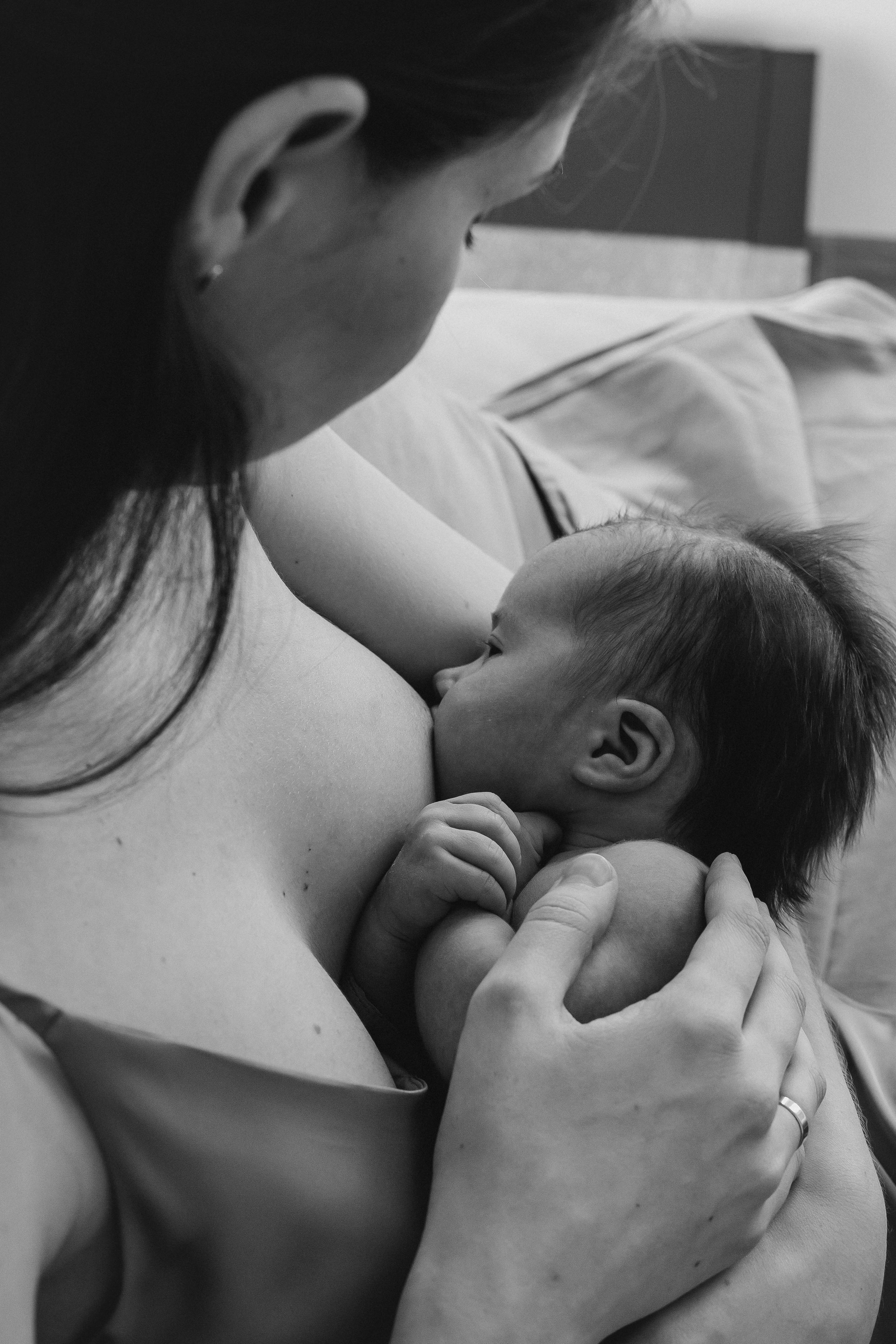 Маргарита с малышкой Викой. Репортажный фотограф в Тюмени Татьяна Мужева