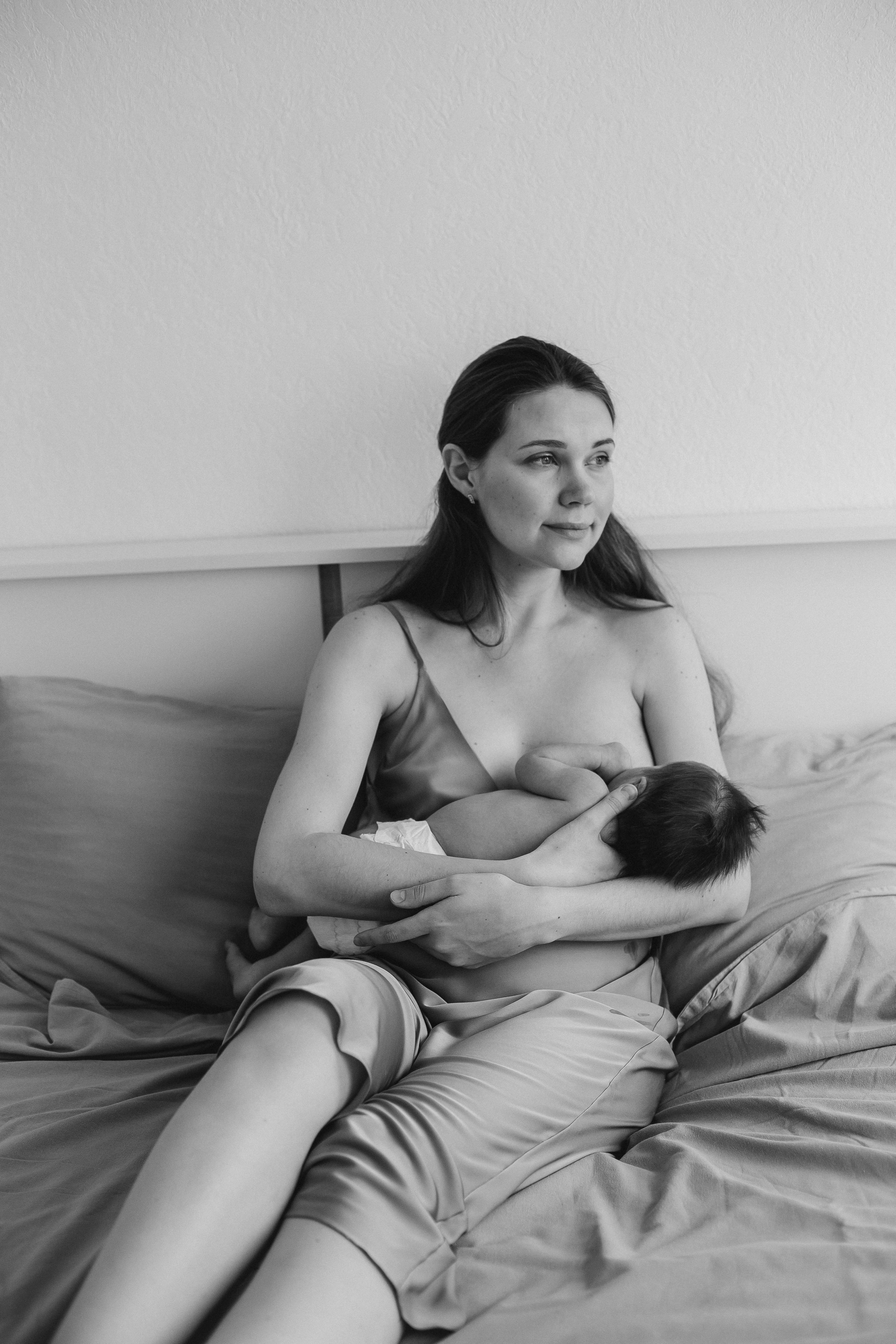 Маргарита с малышкой Викой. Репортажный фотограф в Тюмени Татьяна Мужева