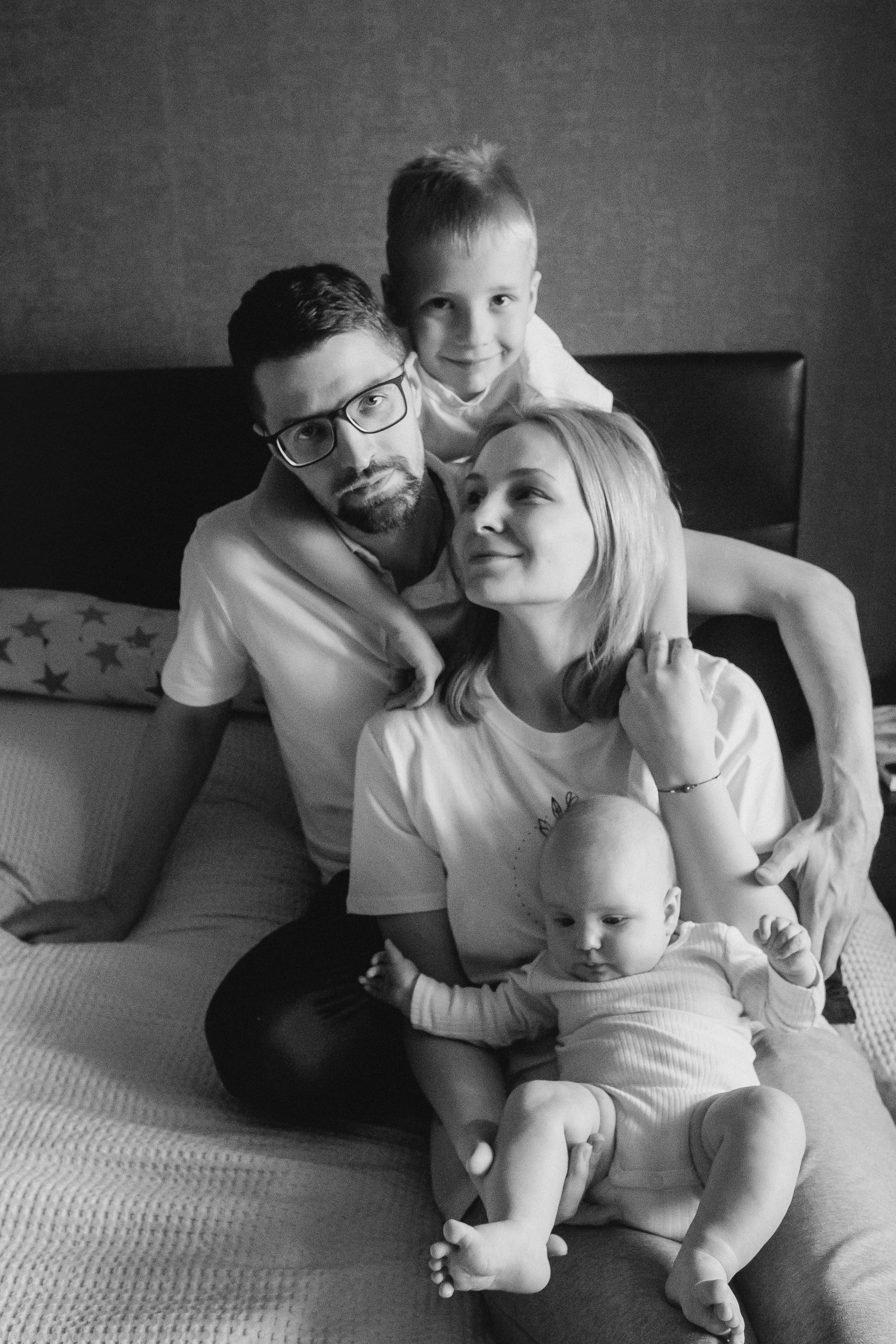 Светлана и Алексей с детьми. Репортажный фотограф в Тюмени Татьяна Мужева