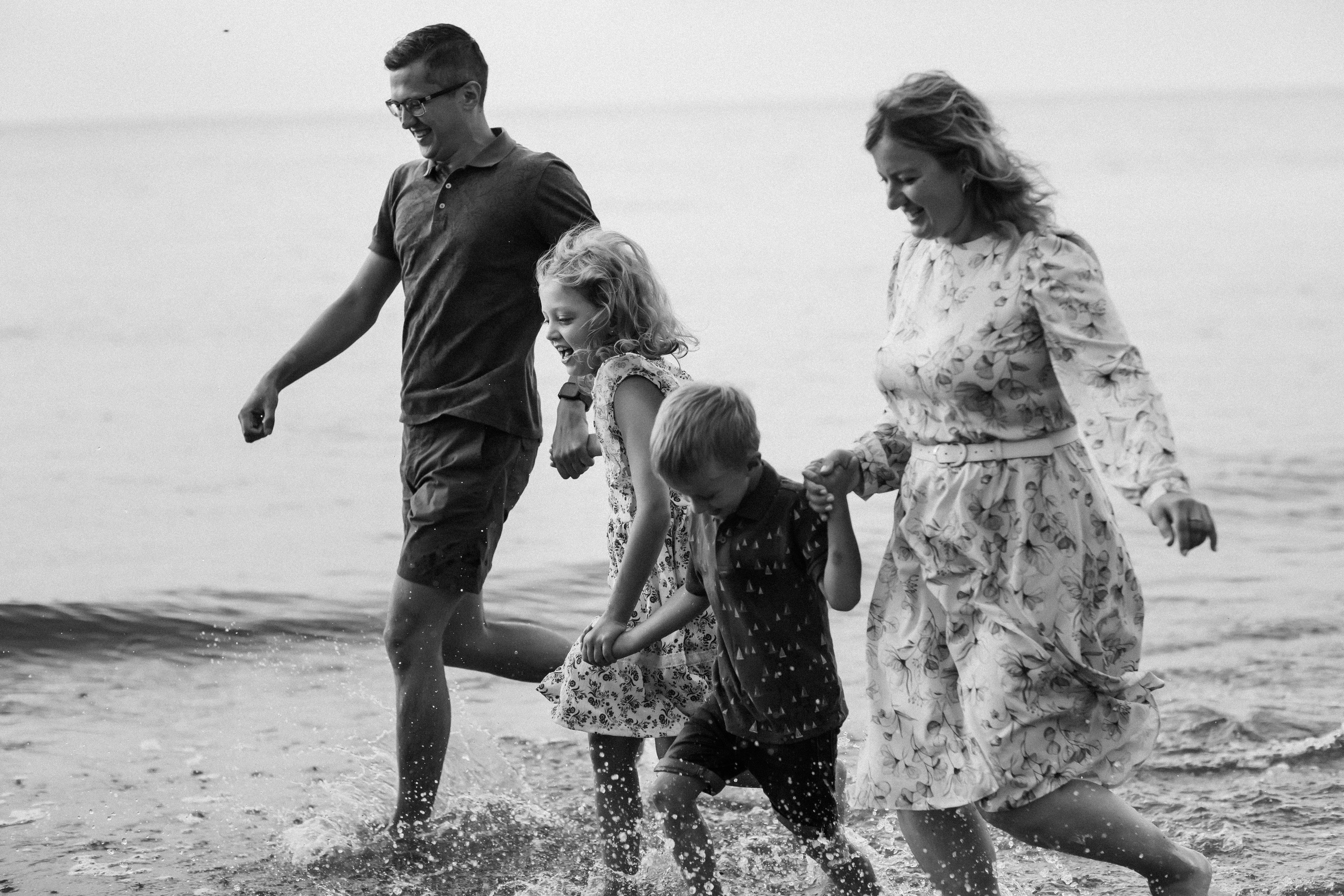 Пасмурное лето на Балтике. Фотограф Зеленоградск Красильникова Елена