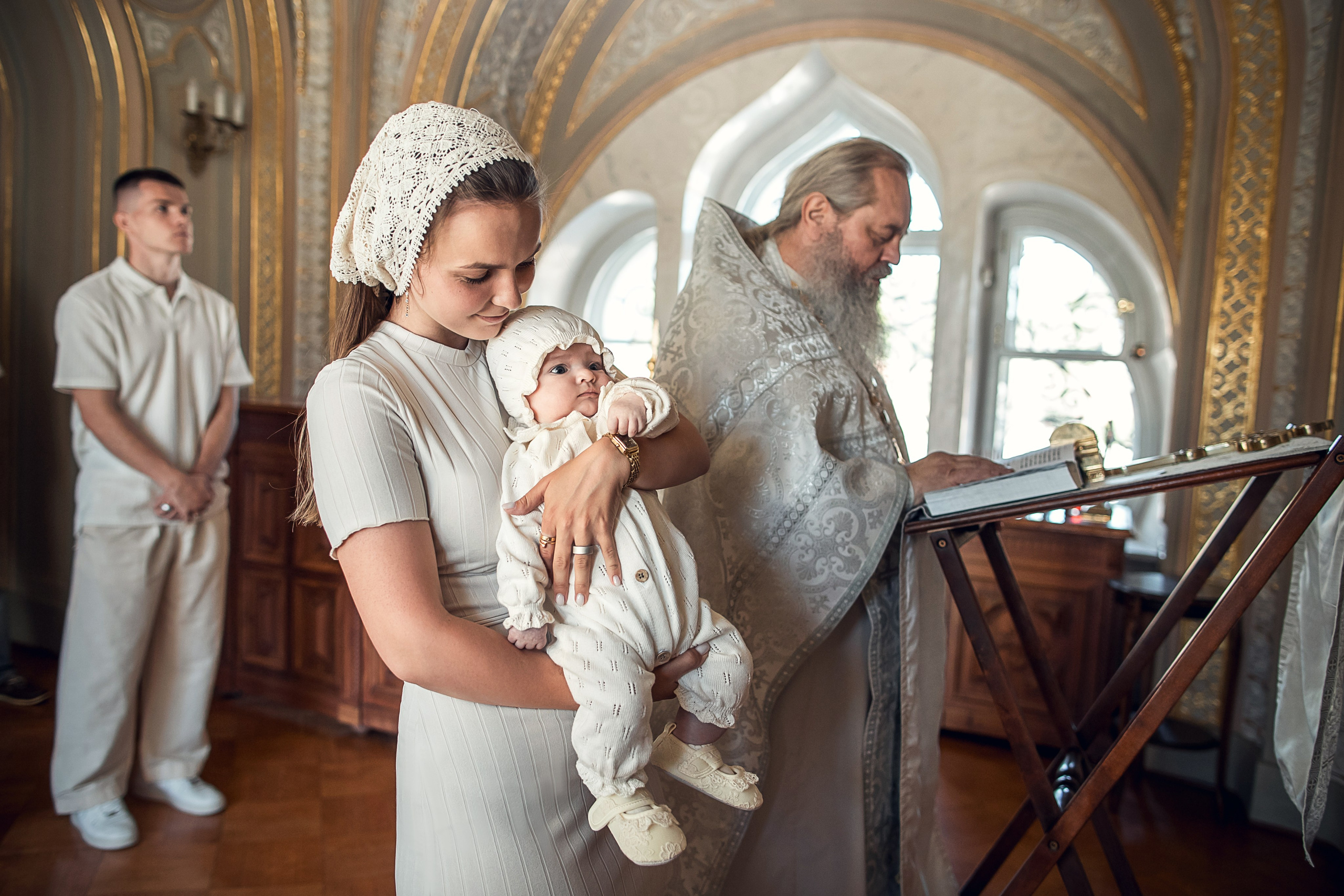 Крещение Есения. Фотограф на крещение, венчание Ольга Парфентьева