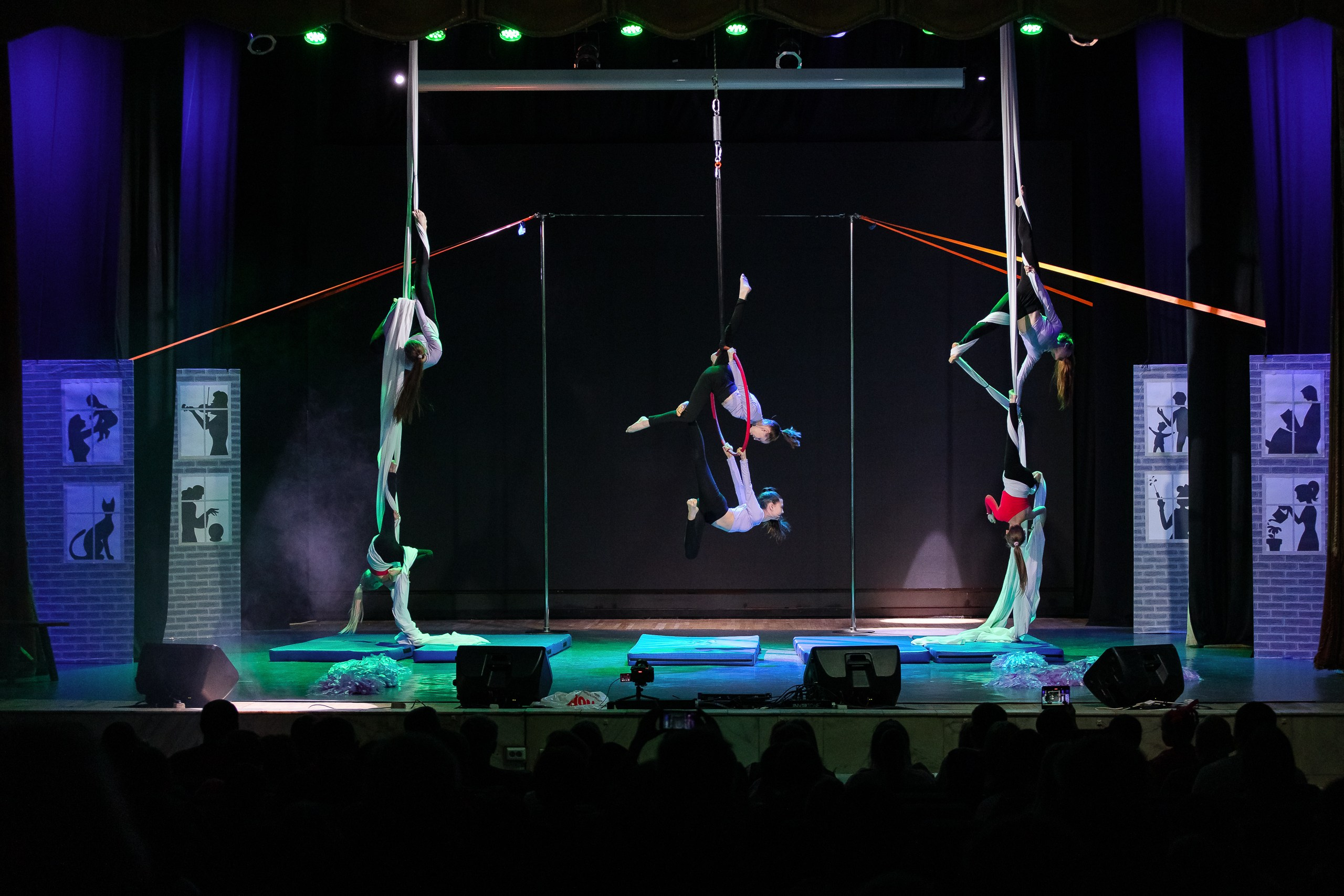 Воздушная гимнастика. Репортажный фотограф в Новосибирске Максим Денисенко