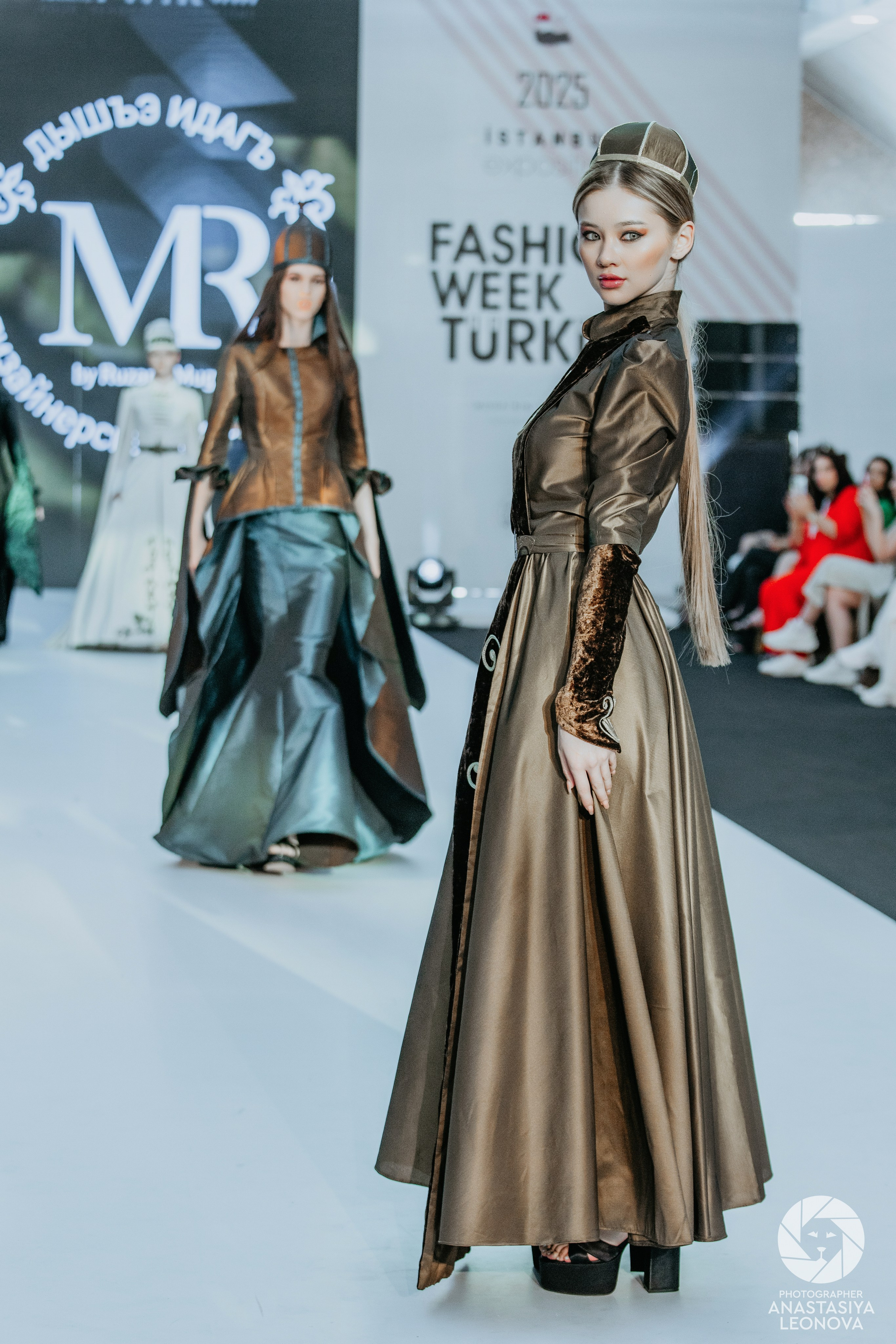 Fashion Week Türkiye [spring, 2025]. Anastasia Leonowa