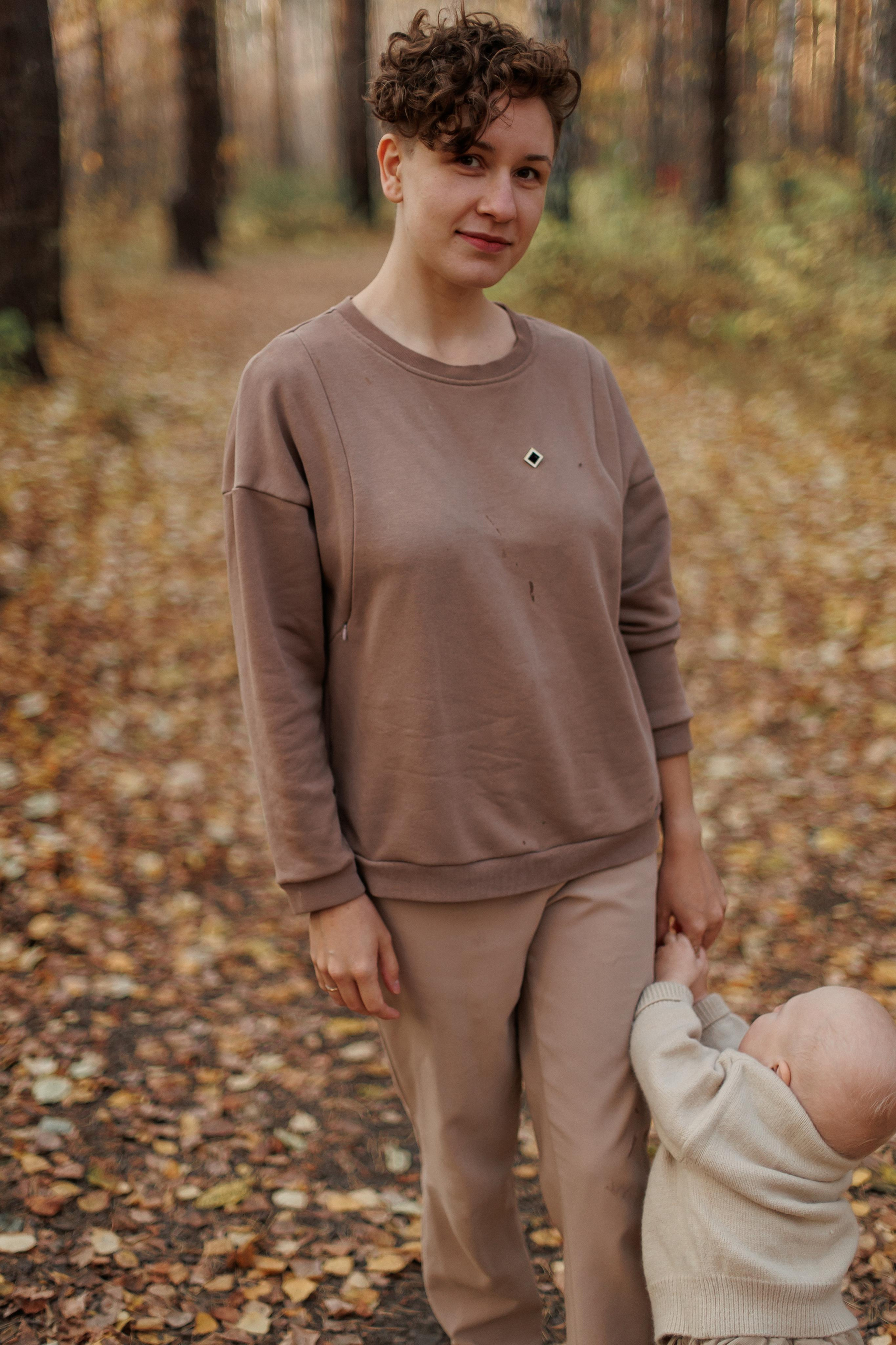 Мама и малыш (прогулка). Фотограф Авилова Дарья ● Тюмень● Съемка больших семей ●Архив поколений