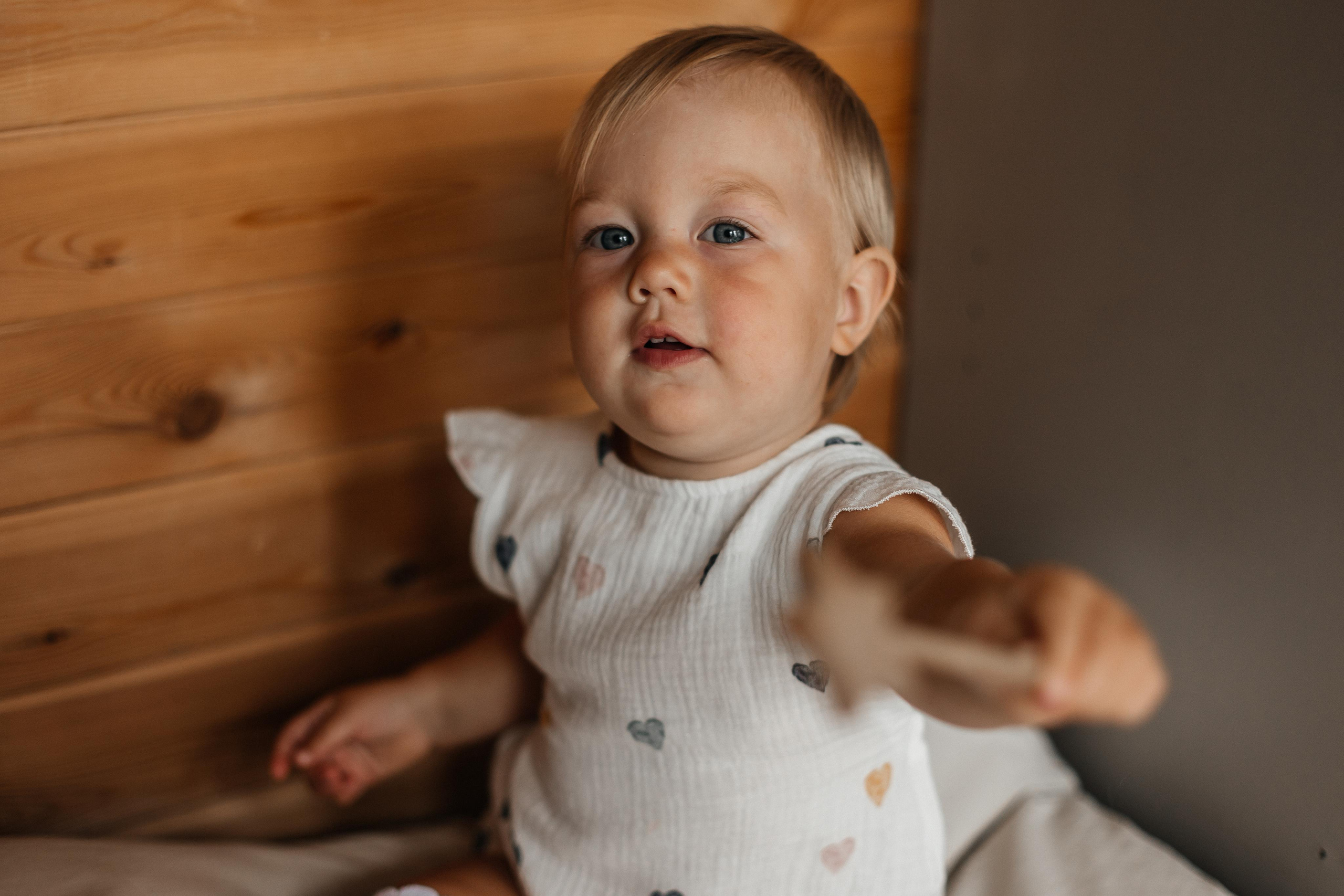 Семейная фотосессия (1 годик). Фотограф Авилова Дарья ● Тюмень● Съемка больших семей ●Архив поколений