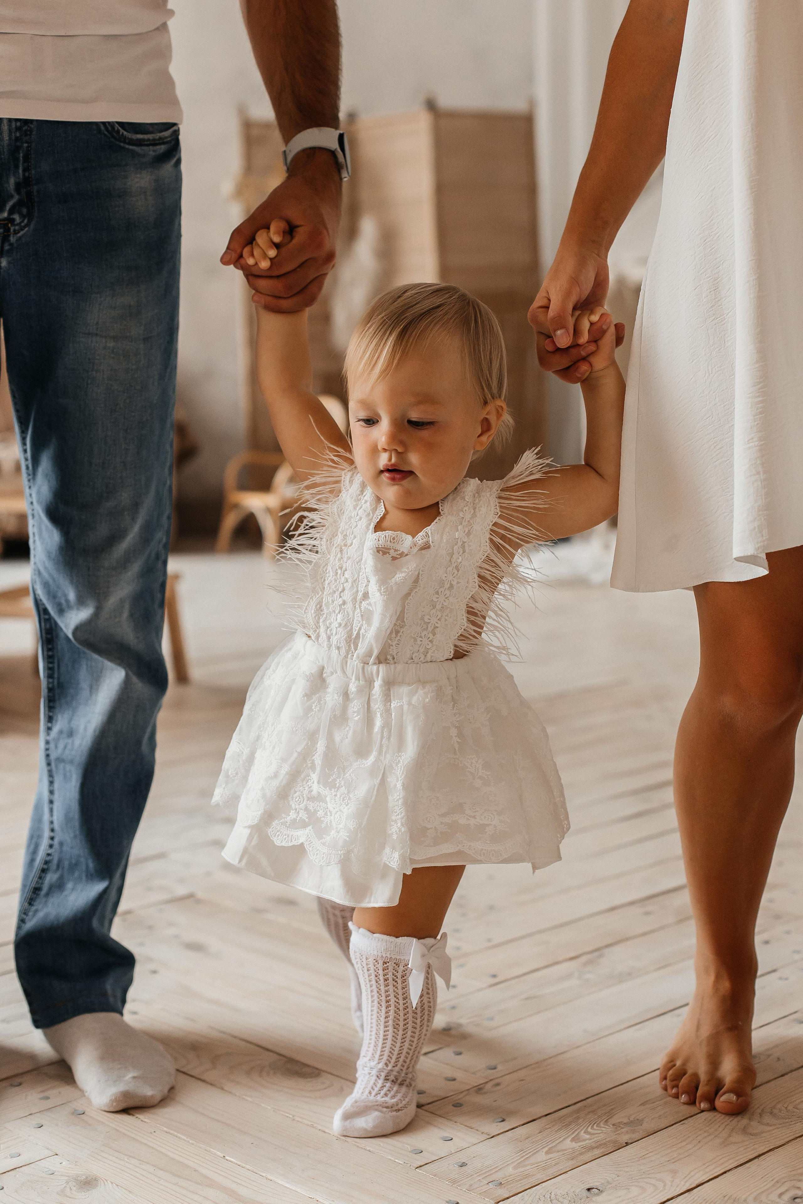 Семейная фотосессия (1 годик). Фотограф Авилова Дарья ● Тюмень● Съемка больших семей ●Архив поколений