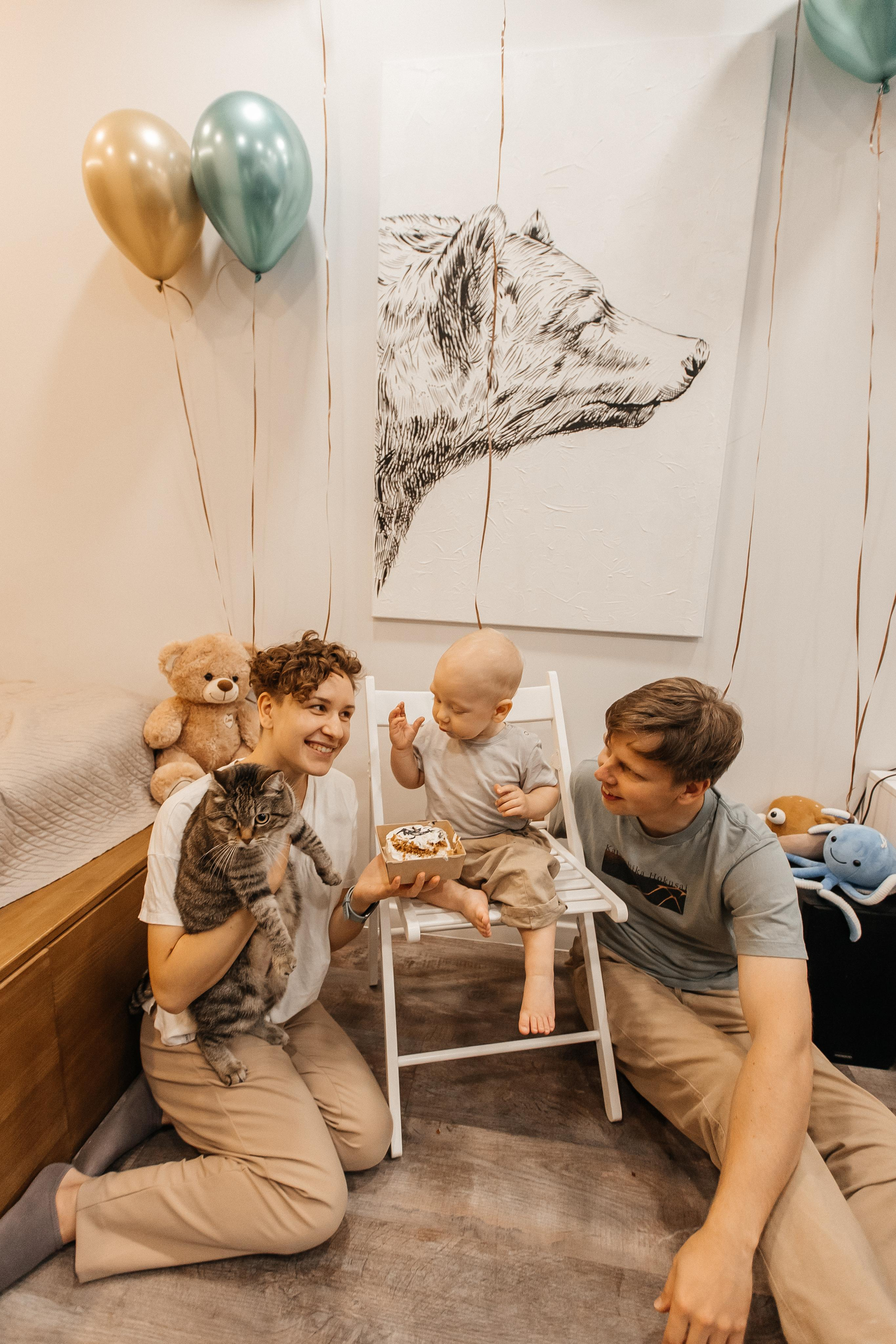 1 год дома. Фотограф Авилова Дарья ● Тюмень● Съемка больших семей ●Архив поколений