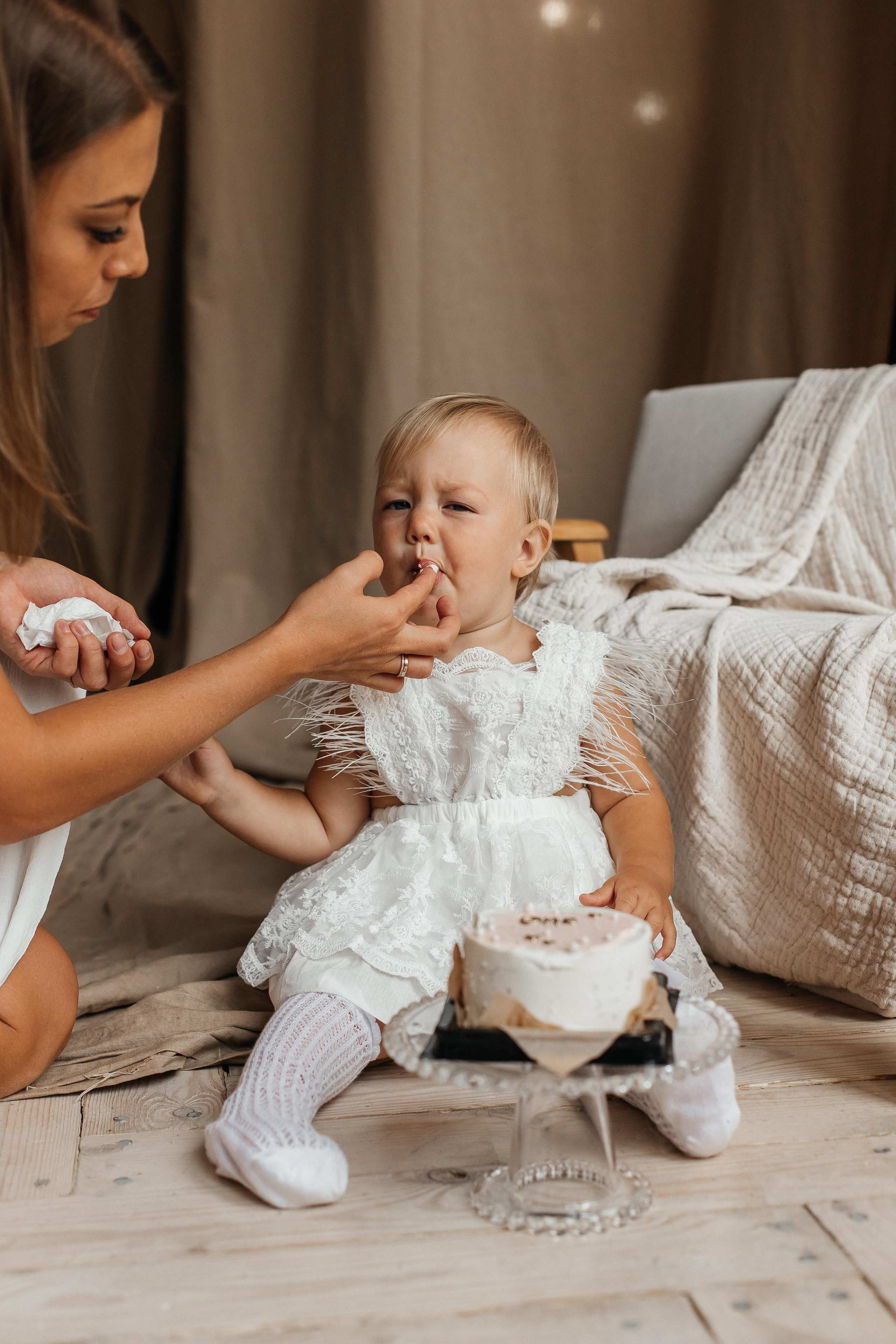 Семейная фотосессия (1 годик). Фотограф Авилова Дарья ● Тюмень● Съемка больших семей ●Архив поколений
