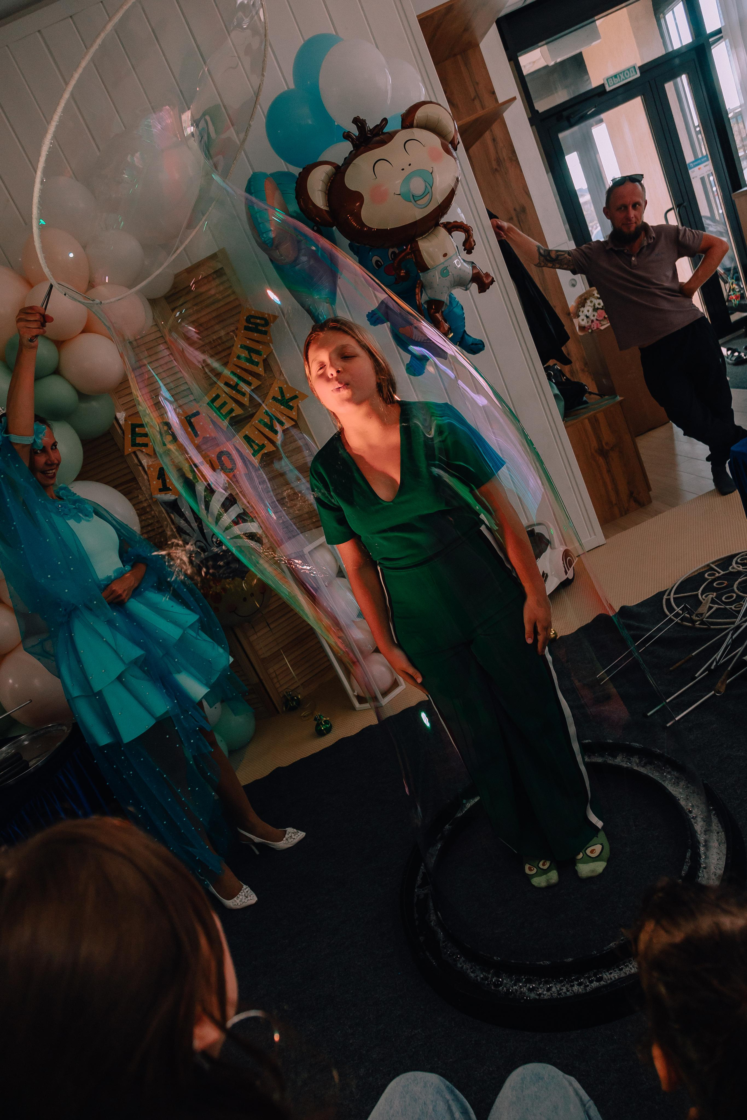 1 год в игровой. Фотограф Авилова Дарья ● Тюмень● Съемка больших семей ●Архив поколений