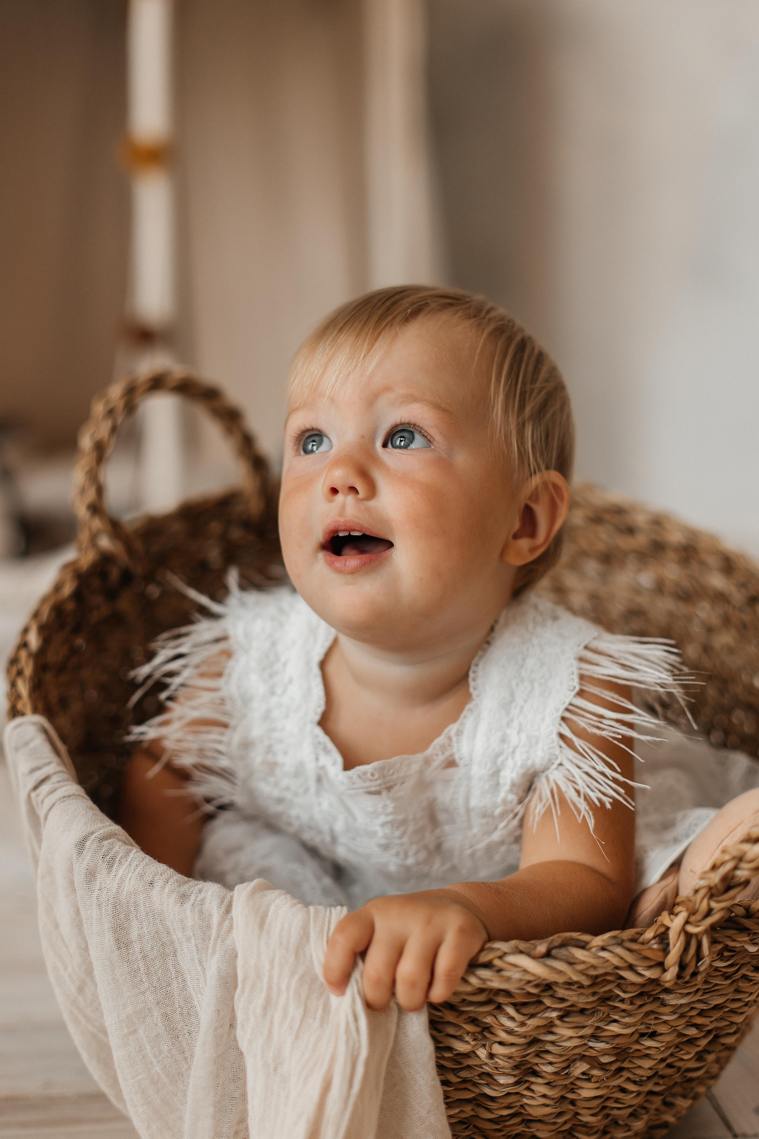 Семейная фотосессия (1 годик). Фотограф Авилова Дарья ● Тюмень● Съемка больших семей ●Архив поколений