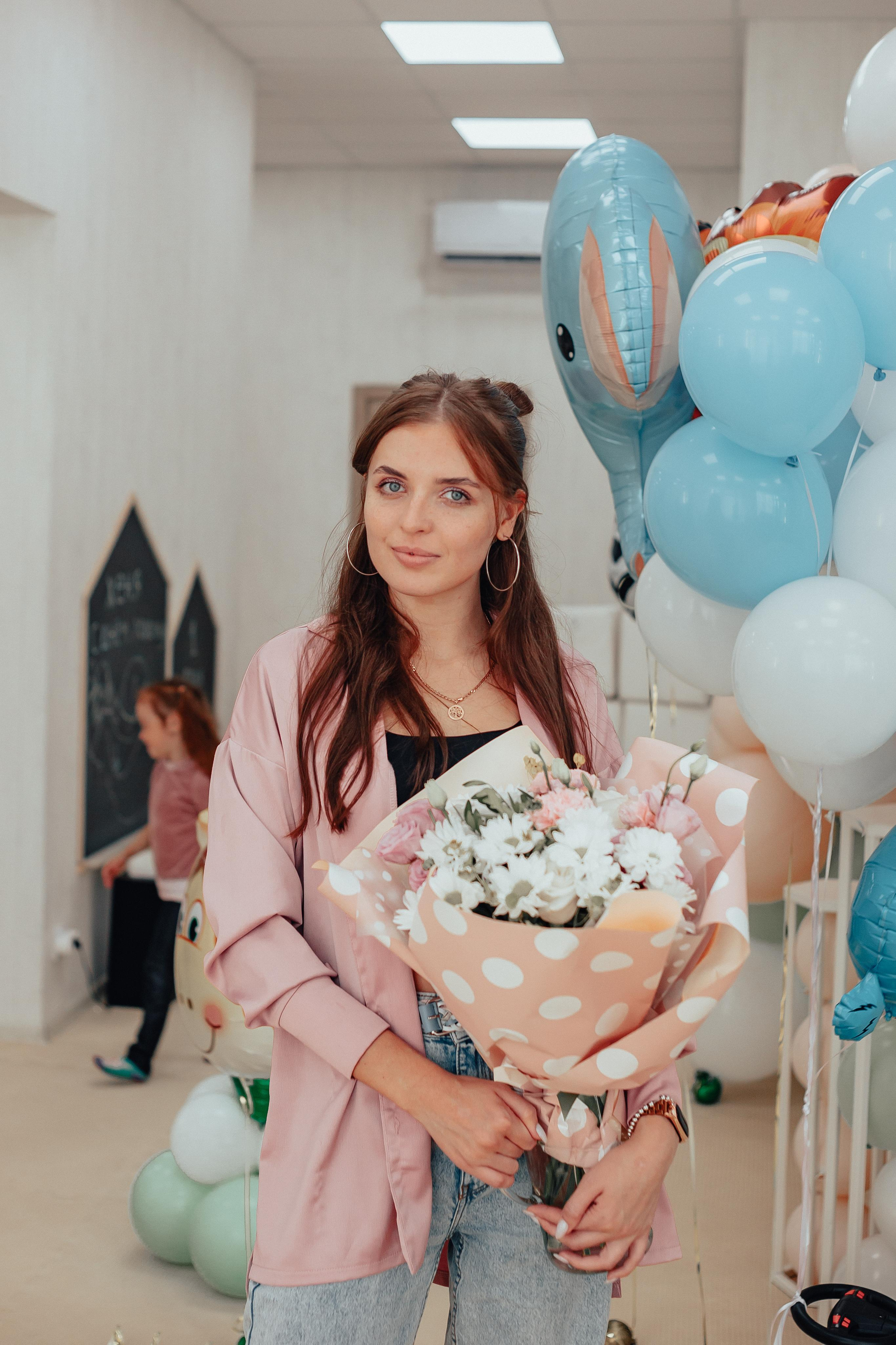 1 год в игровой. Фотограф Авилова Дарья ● Тюмень● Съемка больших семей ●Архив поколений